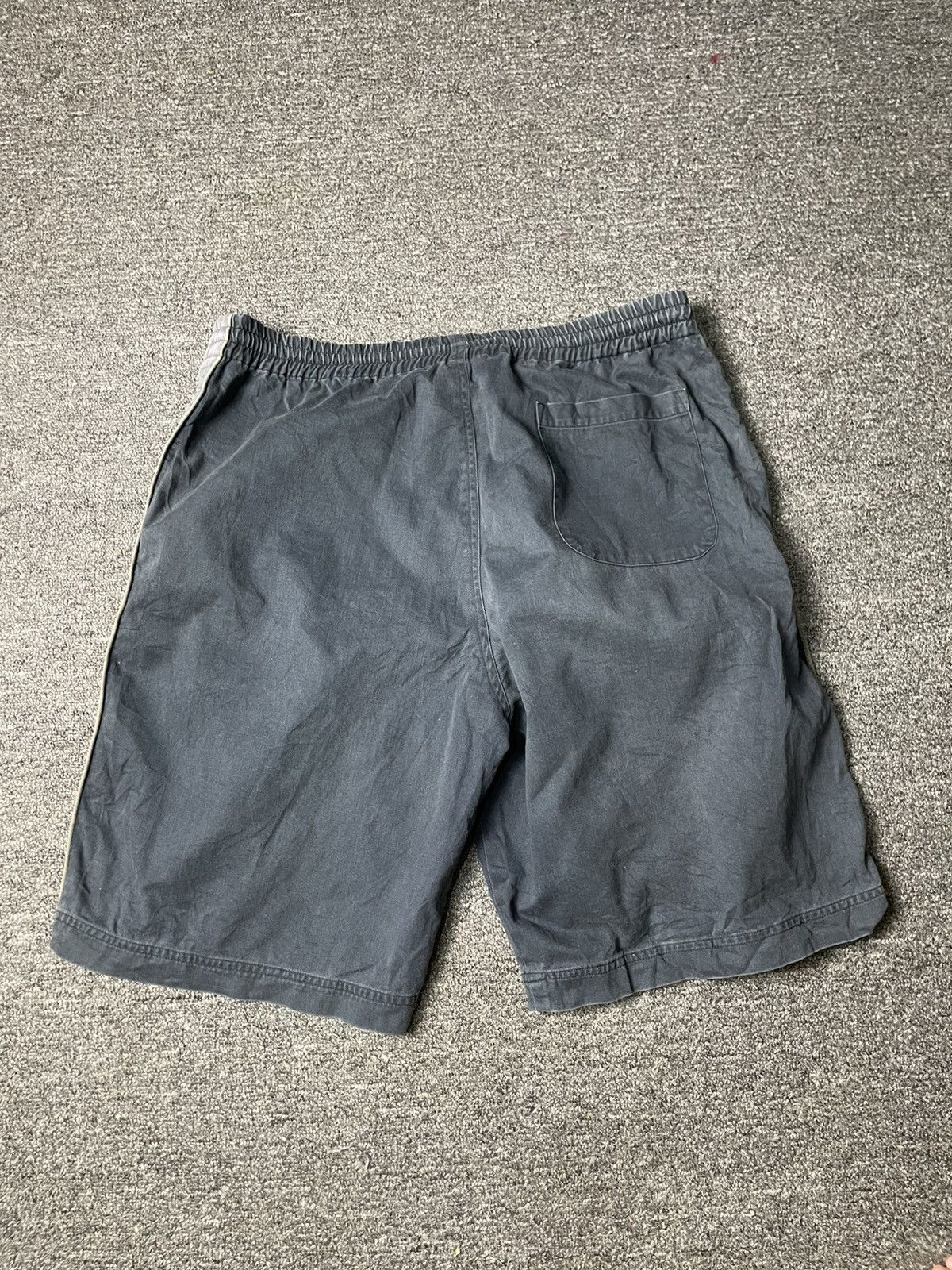 Budweiser × Japanese Brand × Vintage Vintage Budweiser Casual Shorts (93) Size US 33 - 8 Thumbnail