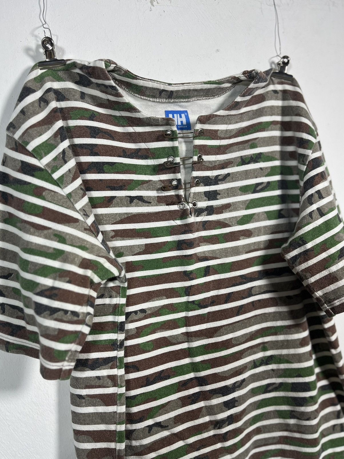 Helly Hansen × Vintage Vintage Helly Hansen Camo If six was nine nice design Size M / US 6-8 / IT 42-44 - 2 Thumbnail