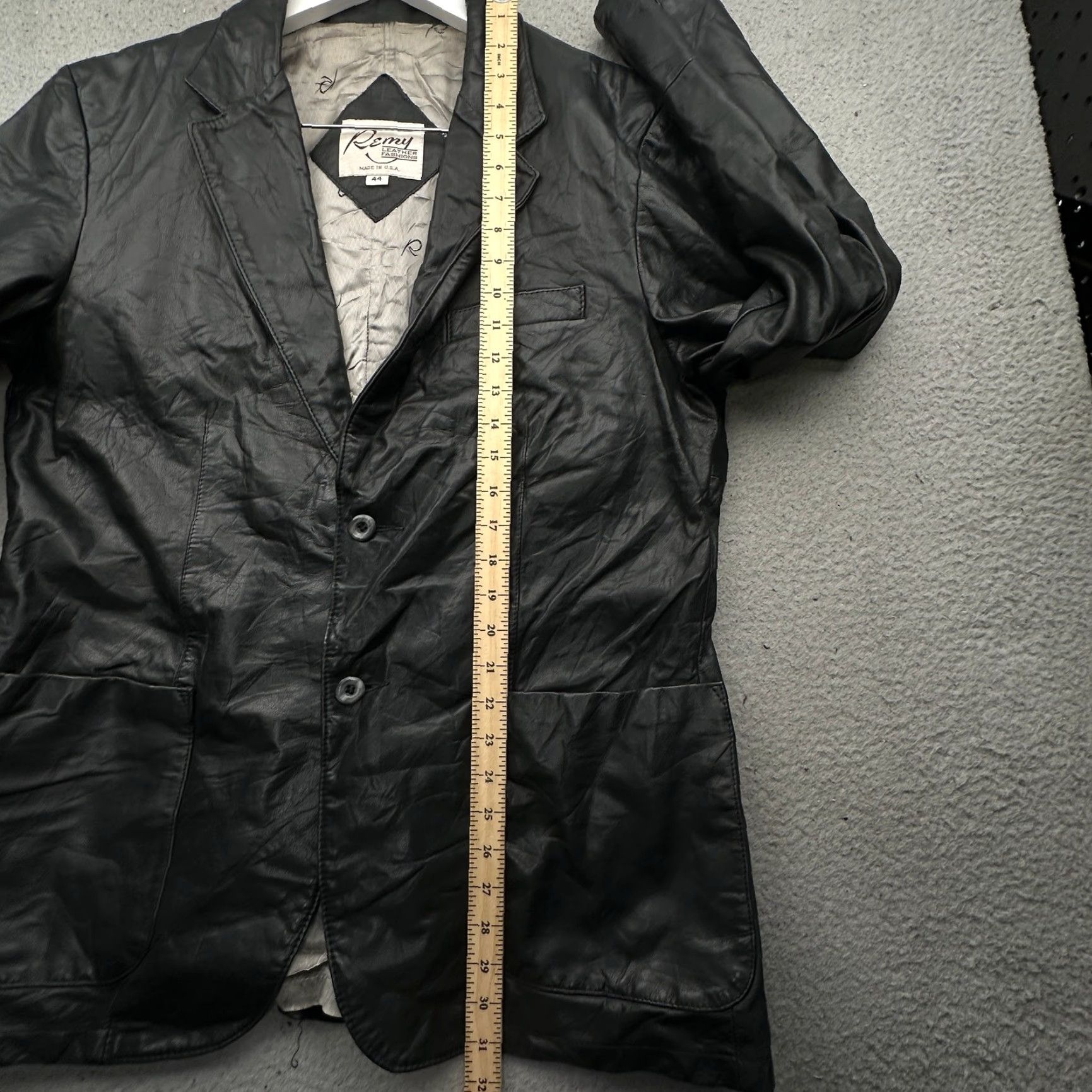 Vintage VINTAGE Remy Leather Blazer Sport Coat Mens 44 Large Black Lined Two Button Coat Mens Size 44R - 5 Thumbnail