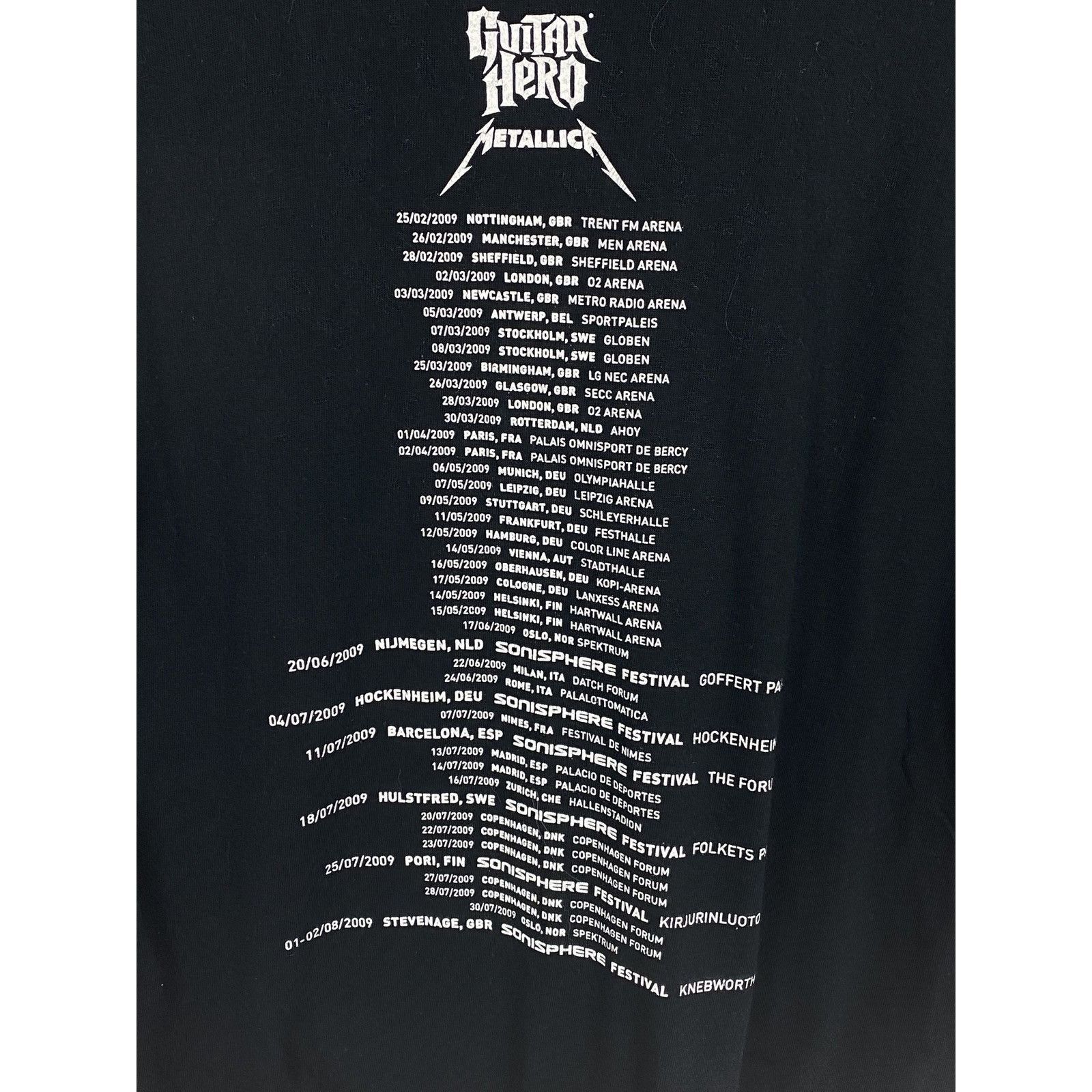 Band Tees 00s Vintage Metallica x Guitar Hero Tour T-Shirt In Black Size US M / EU 48-50 / 2 - 5 Thumbnail