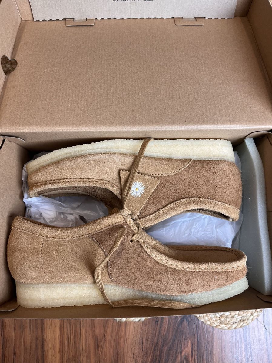 Clarks × Designer Clarks Beige suede two-tone Tan Wallabee Wallabees mule moc Size US 10.5 / EU 43-44 - 2 Thumbnail
