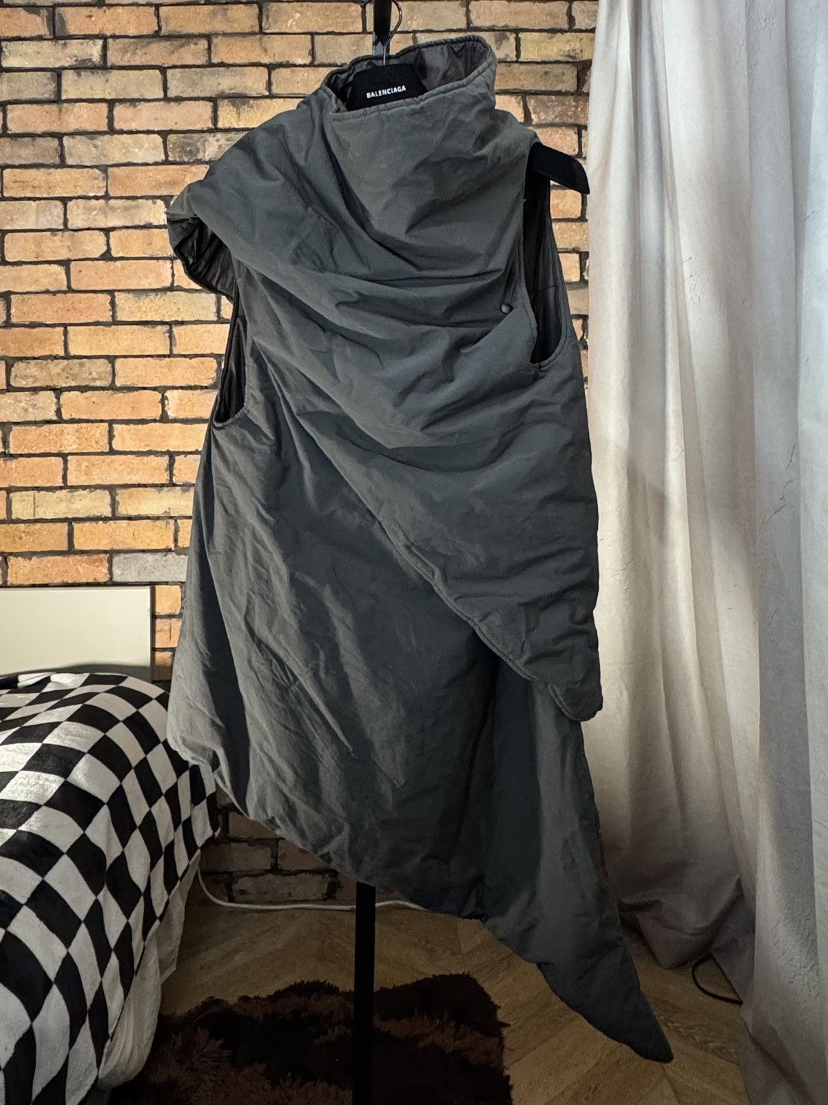 Rick Owens Drkshdw $1,370 GLEAM VEST WRAP COCOON DARK DUST XL Size US L / EU 52-54 / 3 - 1 Thumbnail