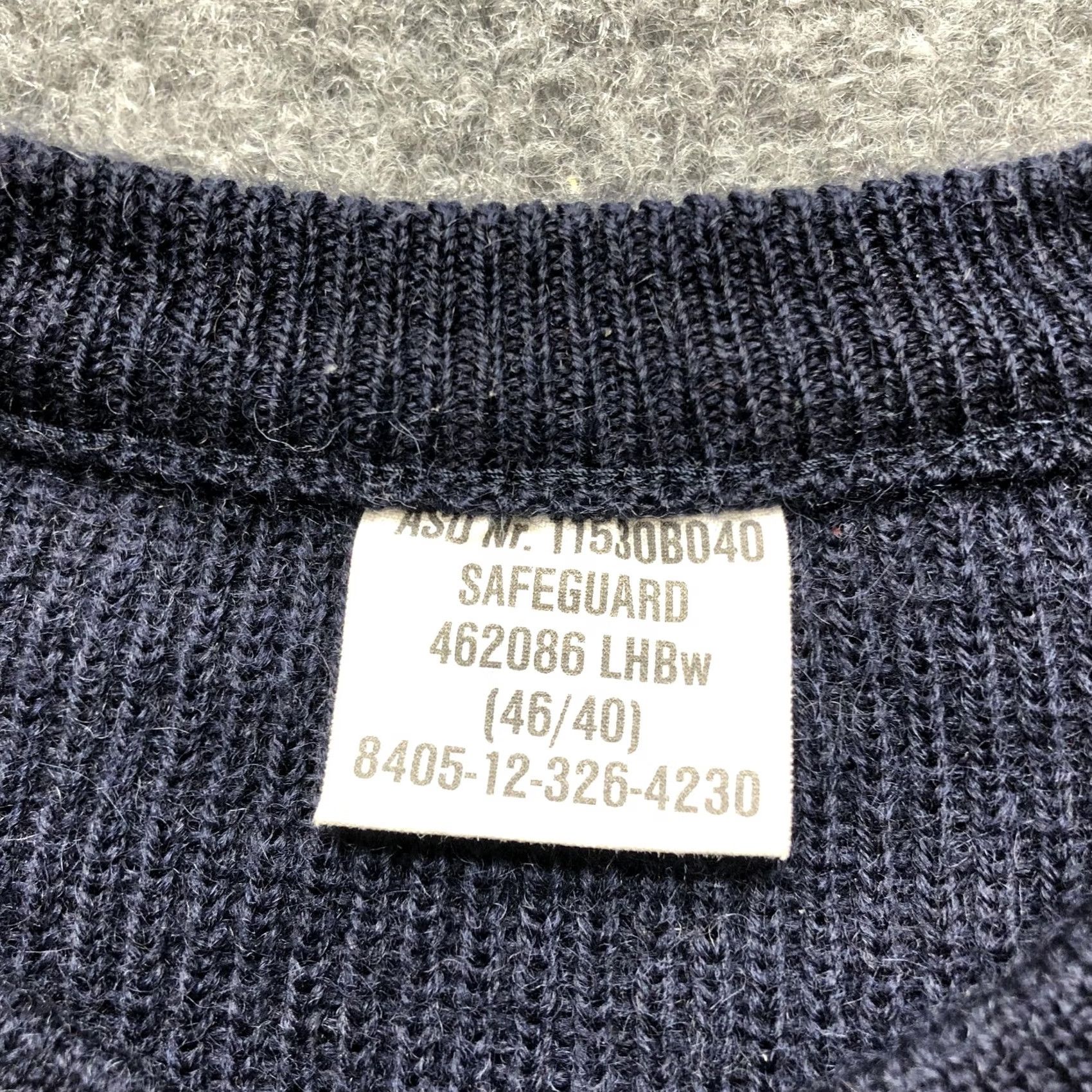 Commando VINTAGE? No. Safeguard Mens EU 46 Blue Wool Commando Pullover Army Military Crew Neck Knit Pockets Heavyweight Workwear 90s? None Size US XXL / EU 58 / 5 - 5 Thumbnail