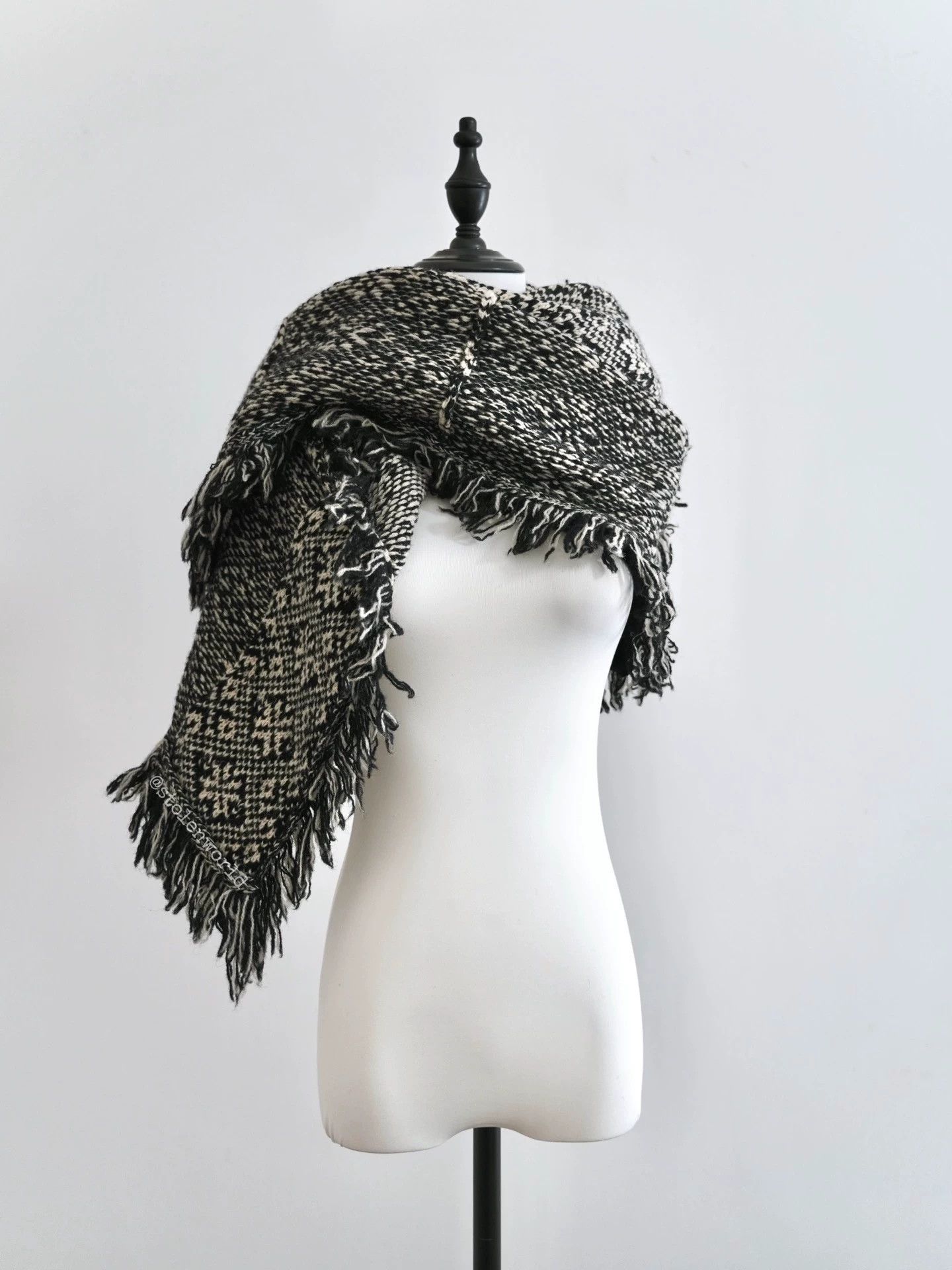 Y's Y's Yohji Thick Wool Fringe Cape Versatile Size 2 Size XS / US 0-2 / IT 36-38 - 5 Thumbnail