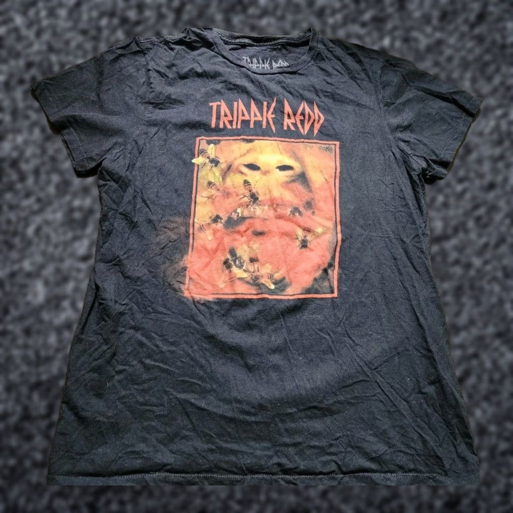 Vintage Tripple Redd Mens T-Shirt Hip Hop Tee Crew Neck Short Sleeve Black L Distressed Band Tee & SpiritVintage No Size US L / EU 52-54 / 3 - 1 Thumbnail