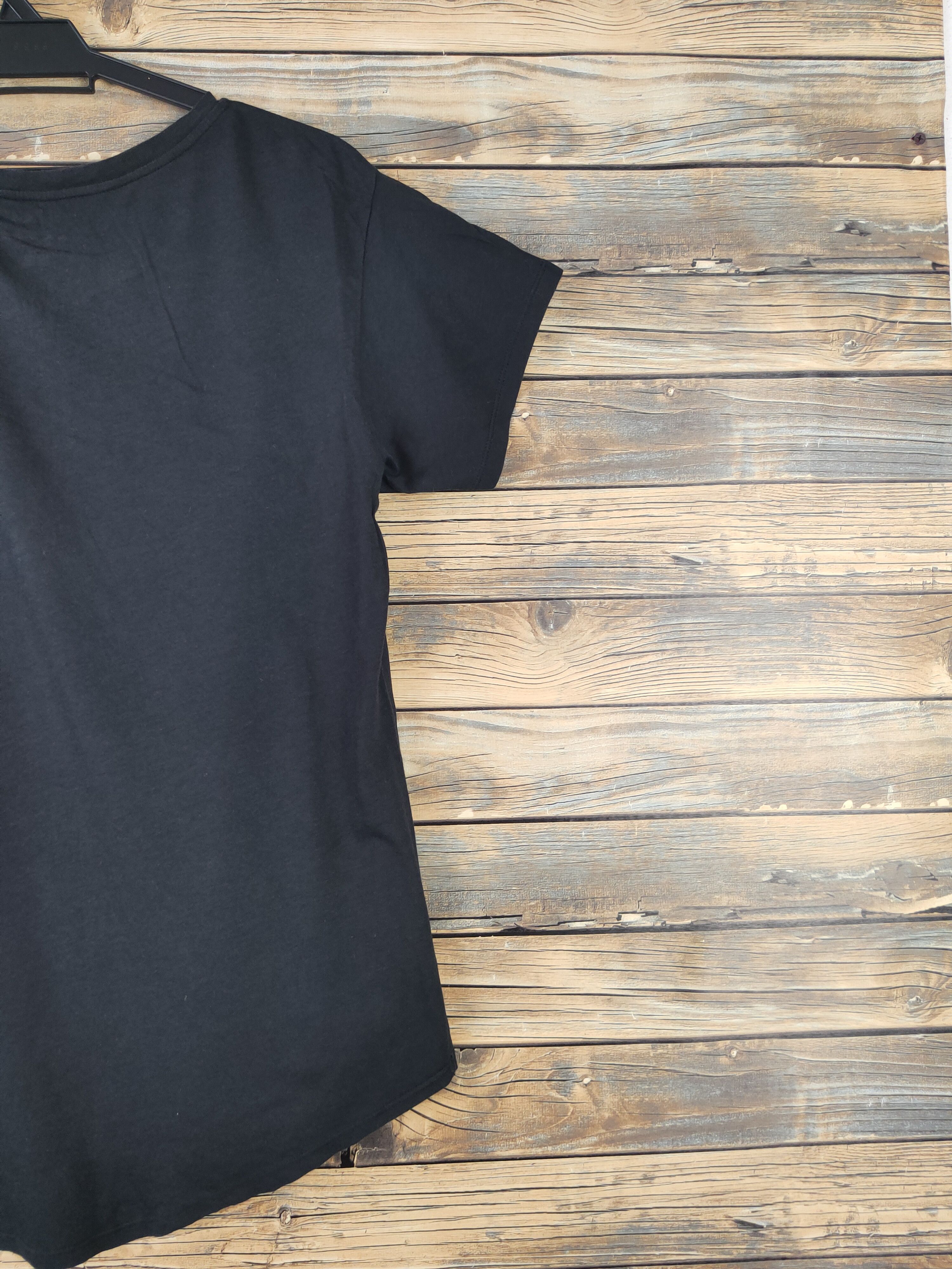 Japanese Brand DL Uniqlo Black Short Sleeve T-shirt #616 Size M / US 6-8 / IT 42-44 - 12 Thumbnail