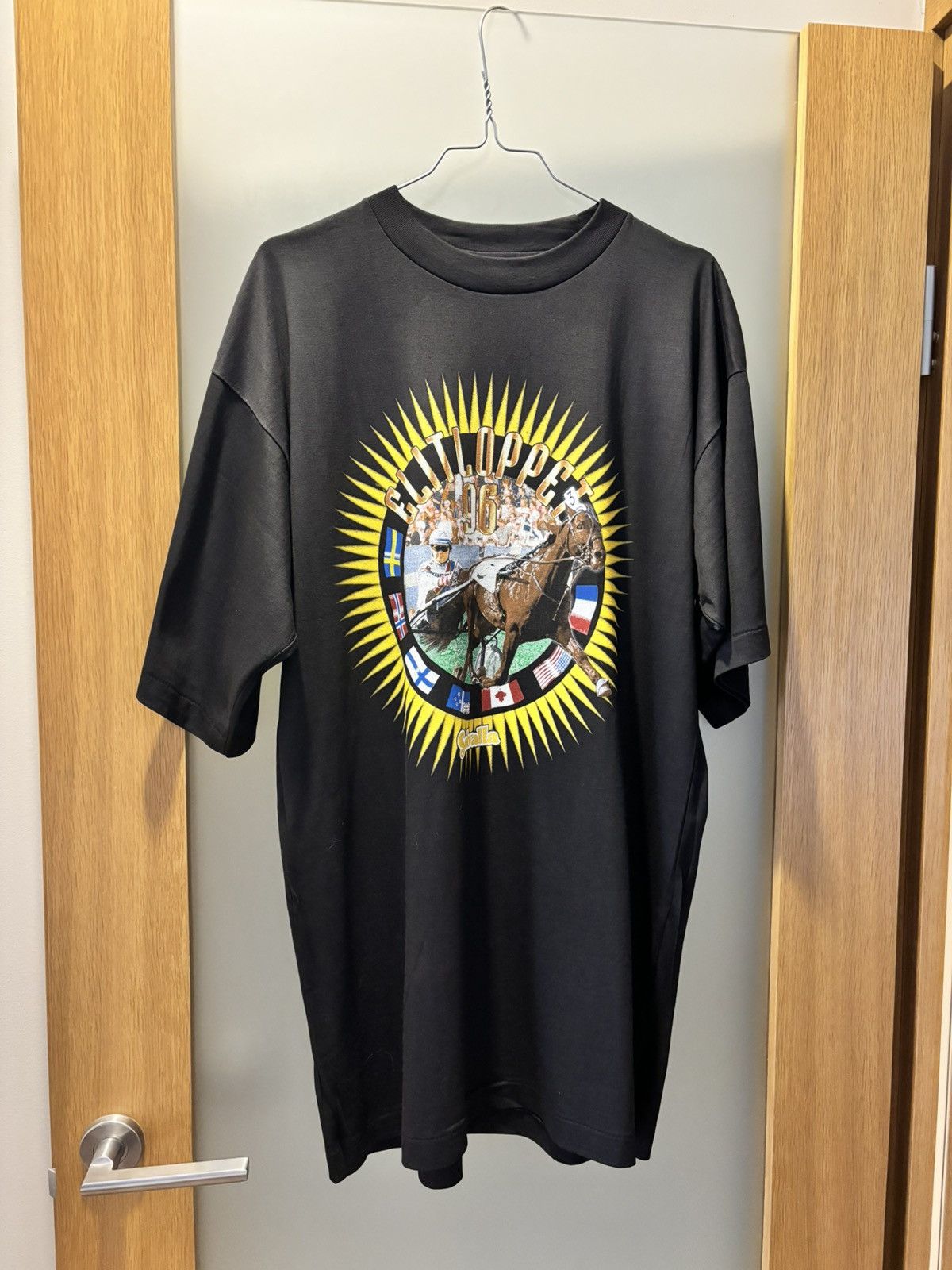 Vintage Vintage Solvalla Tshirt Size US L / EU 52-54 / 3 - 1 Thumbnail