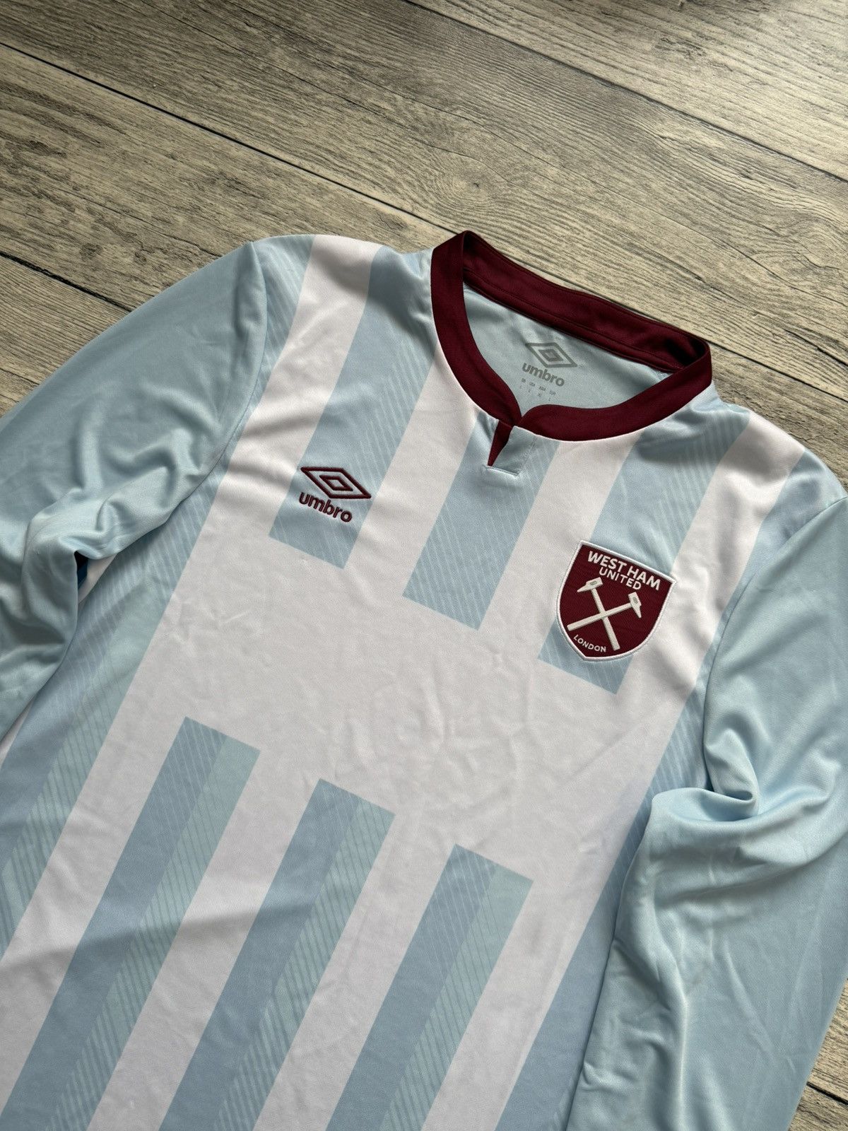 Umbro West Ham united jersey GK blue away 2021/22 Size US L / EU 52-54 / 3 - 2 Thumbnail