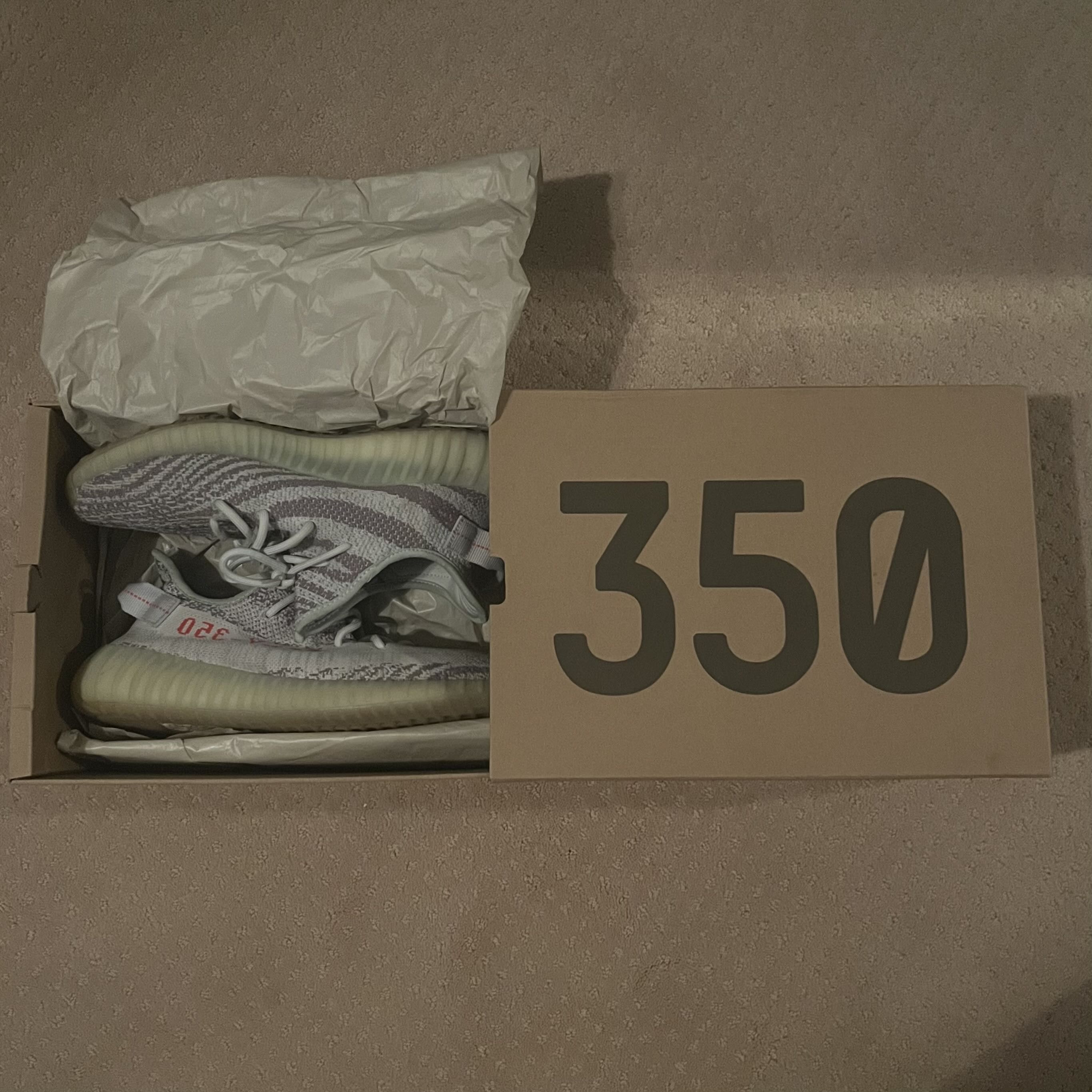 Yeezy Yeezy Blue Tint Size US 10 / EU 43 - 1 Thumbnail