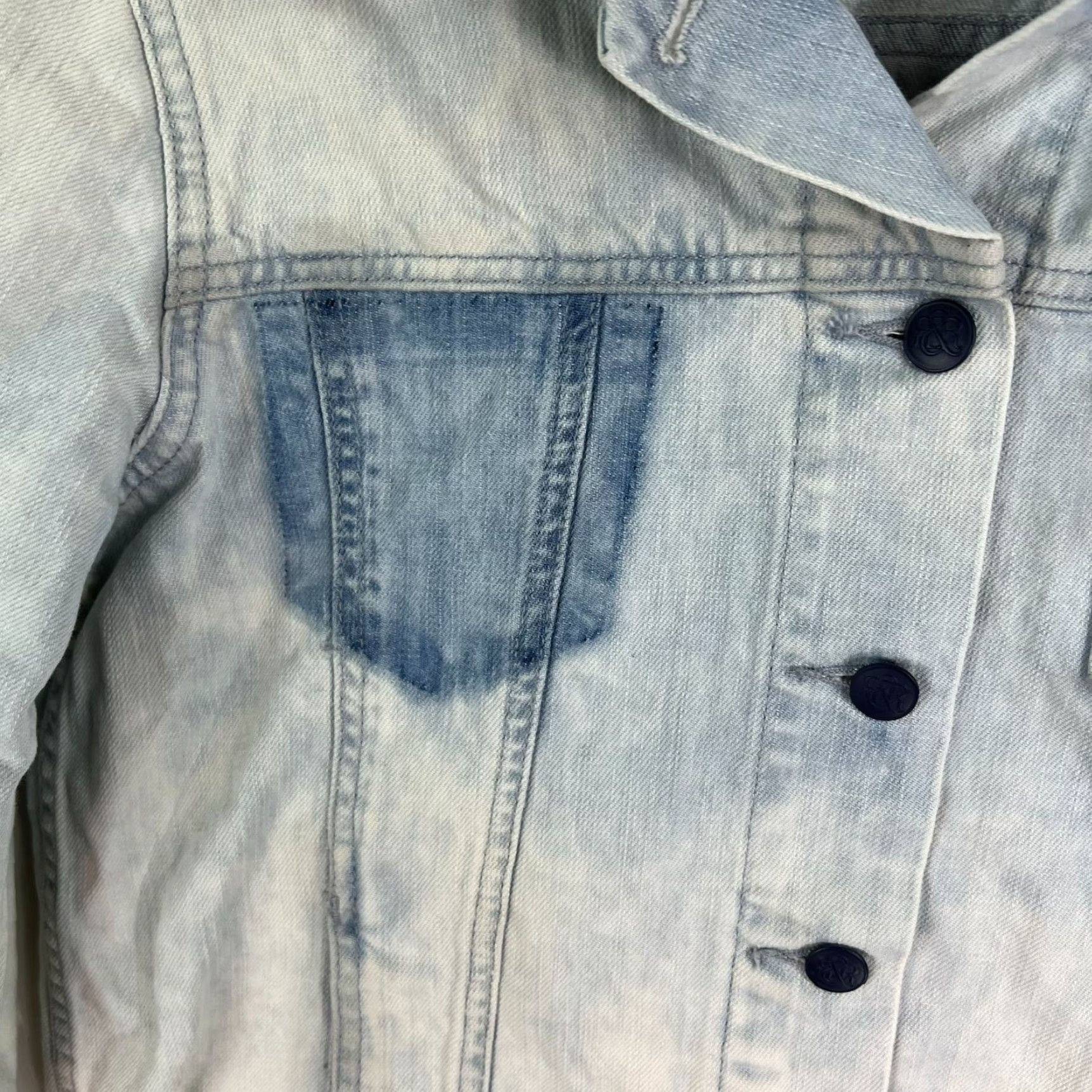 Vintage Rock & Republic Denim Jacket Women L Blue Denim 90s Biker Distressed Fringe Embroidered Logo Hitchiker Size L / US 10 / IT 46 - 4 Thumbnail
