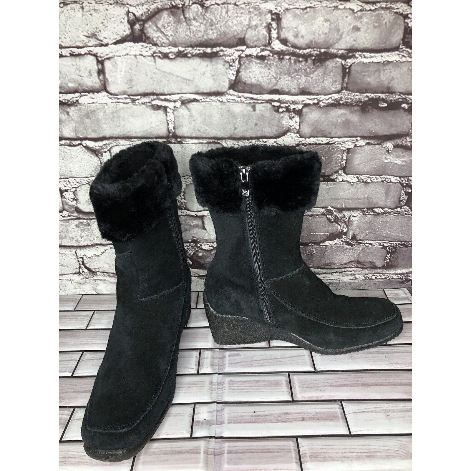 Other Aquatherm by Santana Canada Tati Black Suede Fur Winter Wedg Size US 8 / IT 38 - 8 Thumbnail