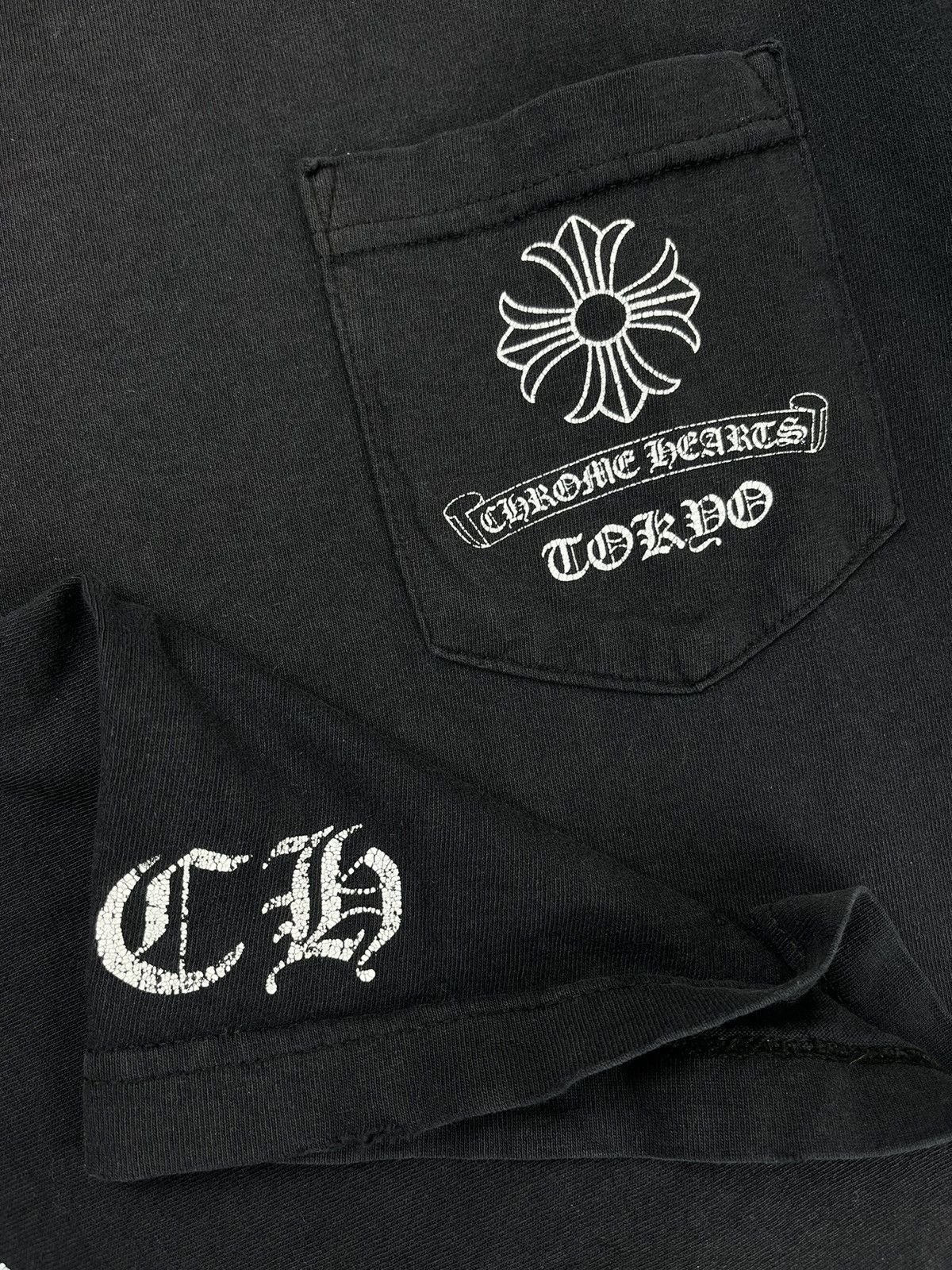 Chrome Hearts Chrome Hearts Tokyo Plus Cross Print Pocket Tshirt Thrashed Size US M / EU 48-50 / 2 - 6 Thumbnail