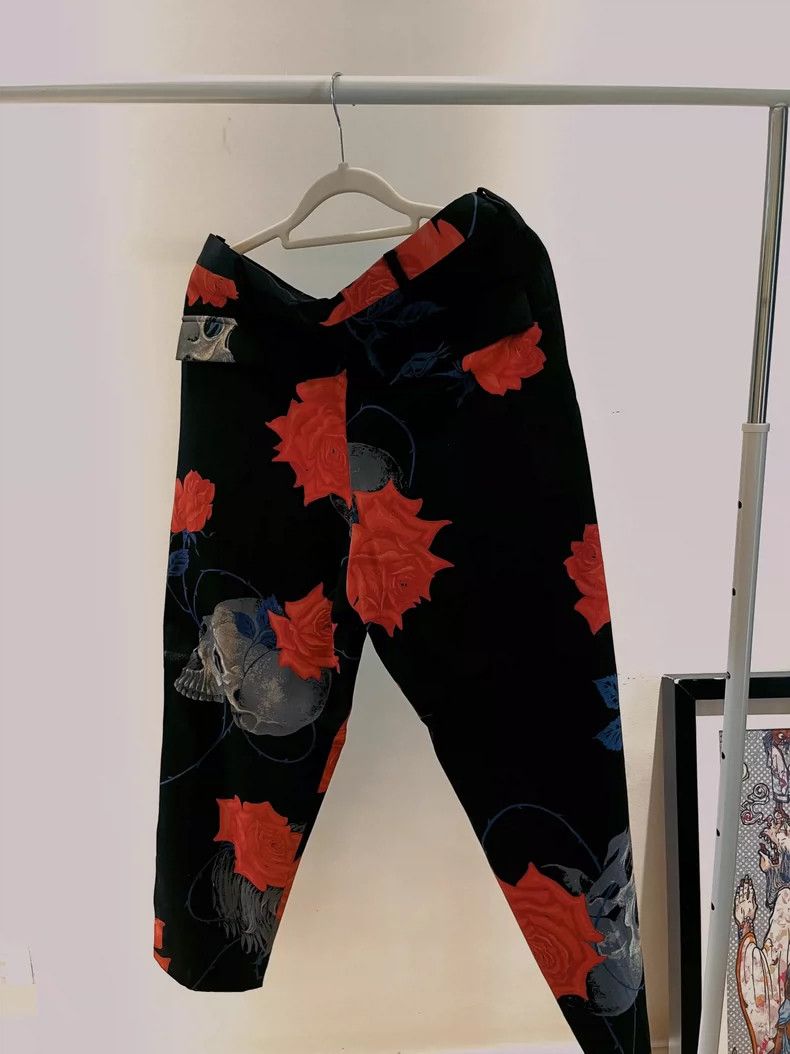 Yohji Yamamoto Yohji Yamamoto size 3 Skull Rose pants 2504-Nextarrow Size US 30 / EU 46 - 2 Thumbnail