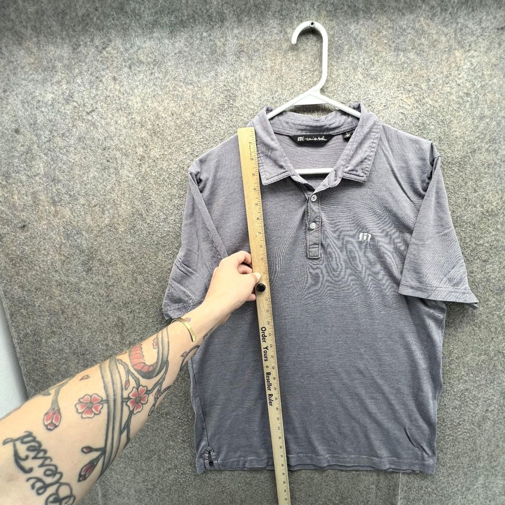 TravisMathew TravisMathew Polo Shirt Mens Large Gray Micro Stripe Golf Casual Short Sleeve Shirt Mens L Gray Micro Stripe Golf Casual Short Sleeve Polo Size US L / EU 52-54 / 3 - 5 Thumbnail
