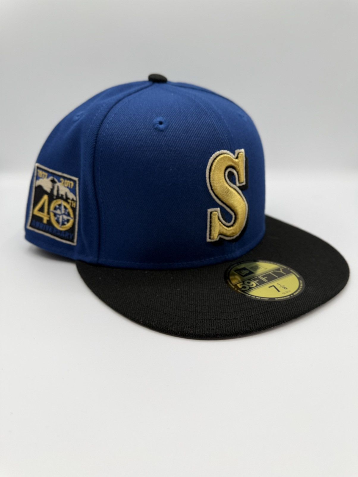 New Era Seattle Mariners New Era 59FIFTY Fitted – Size 7 1/8 Size ONE SIZE - 1 Thumbnail