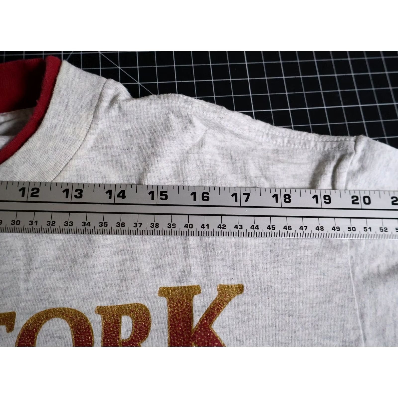 Vintage VINTAGE 90s Dallas Southfork Ranch T-Shirt Signal Logo Graphic Print Mens Large Gray Size US L / EU 52-54 / 3 - 7 Thumbnail