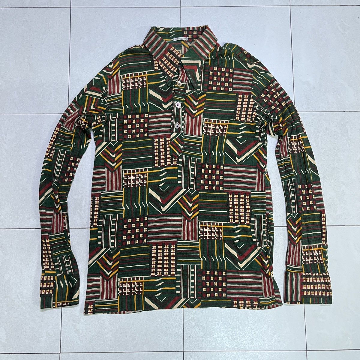 Designer × Vintage Vintage Geometric Abstract Wide Collar Button Shirt Size US S / EU 44-46 / 1 - 2 Thumbnail