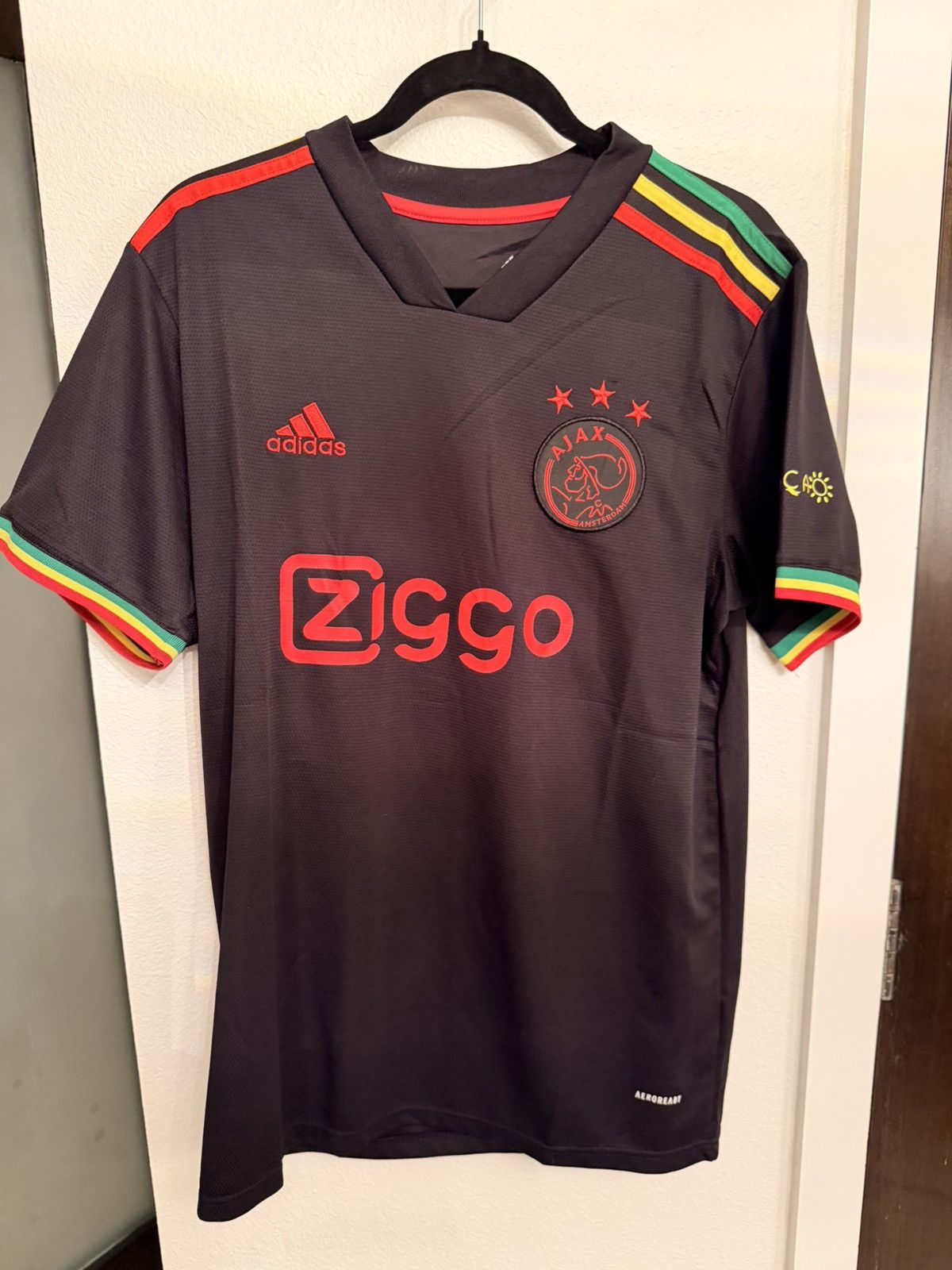 Adidas Ajax Bob Marley jersey Size US M / EU 48-50 / 2 - 1 Thumbnail