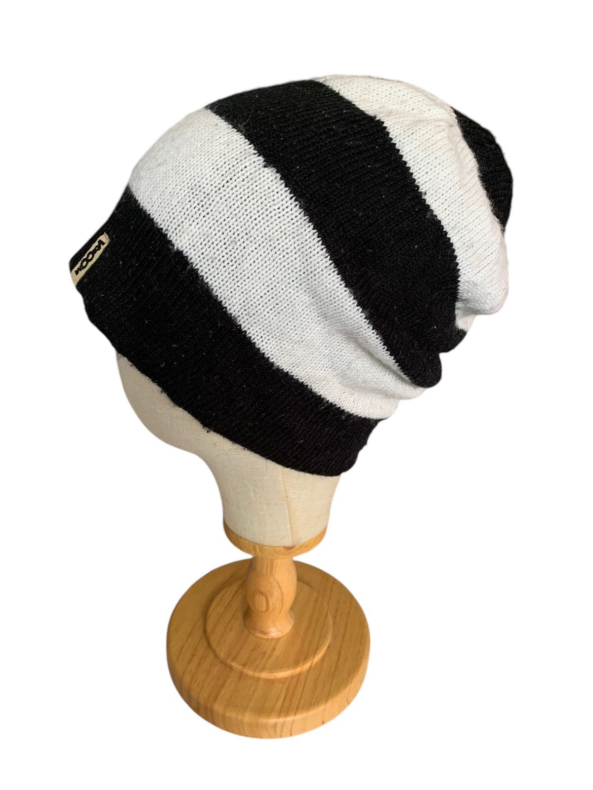Volcom Stripe Volcom Black&White Rare Hairy Streetwear Beanie Hats Size ONE SIZE - 5 Thumbnail