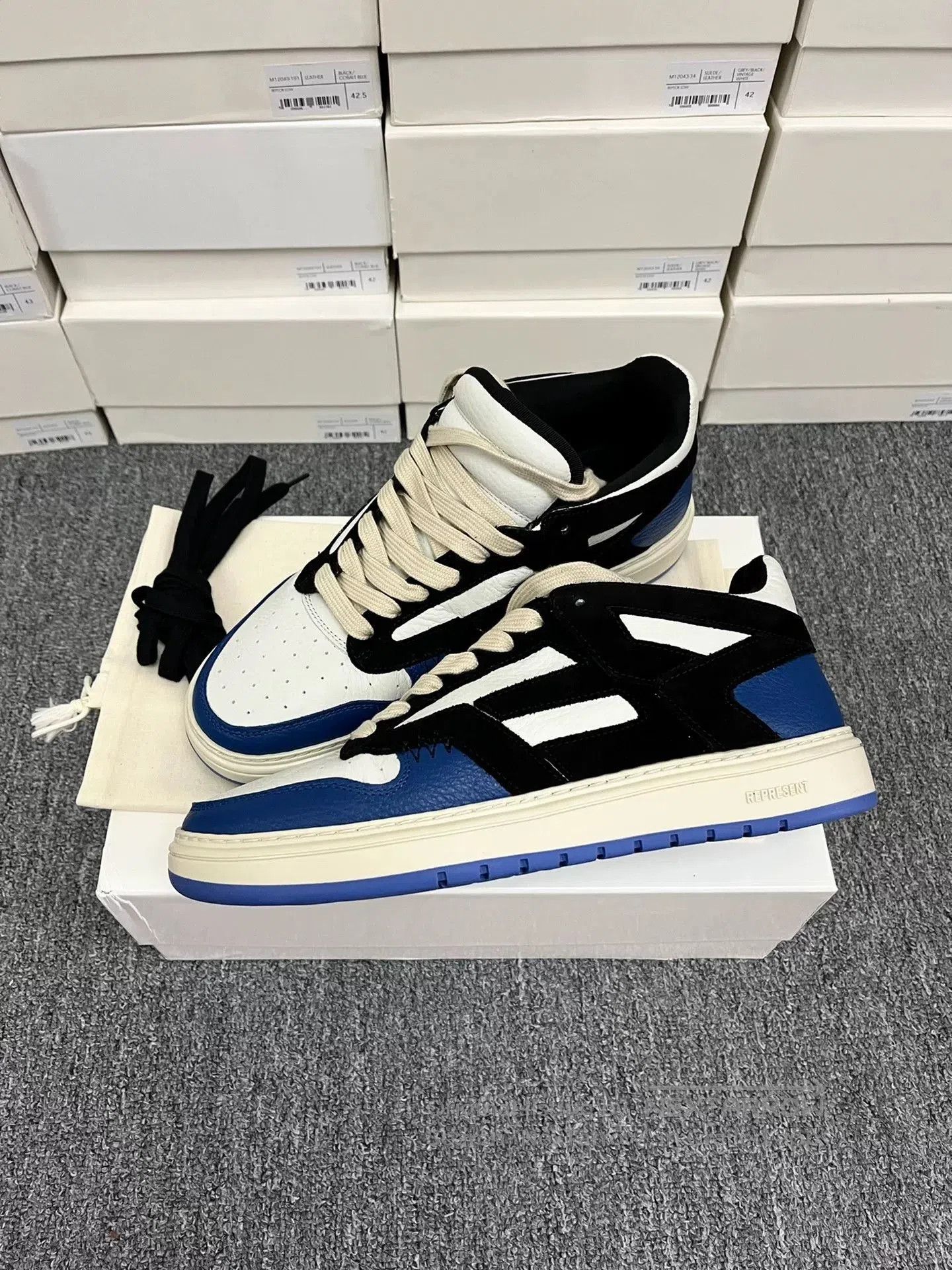 Represent Clo. Represent Reptor Low Leather Sneakers. Size US 8 / EU 41 - 1 Thumbnail