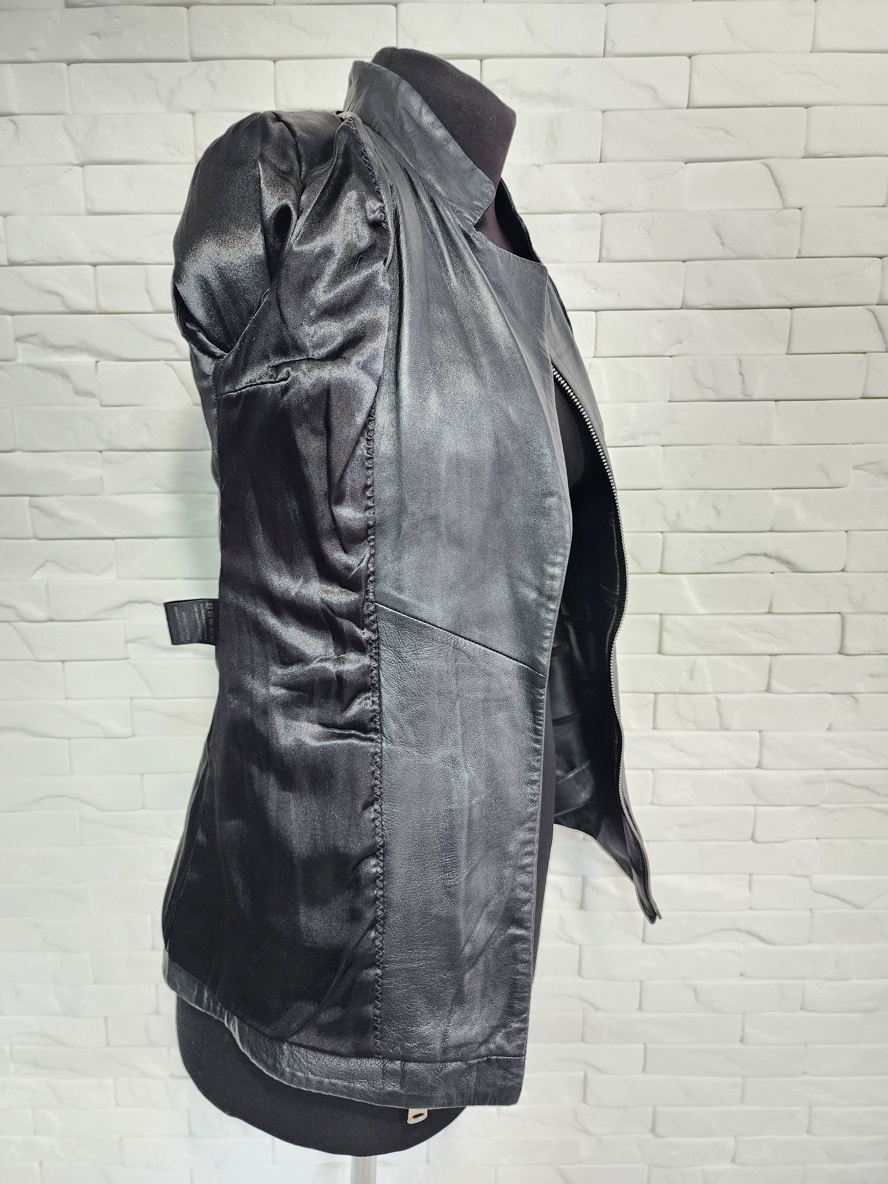 Designer Black Women's Leather Jacket: Striped Top, Zippered Size S / US 4 / IT 40 - 9 Thumbnail