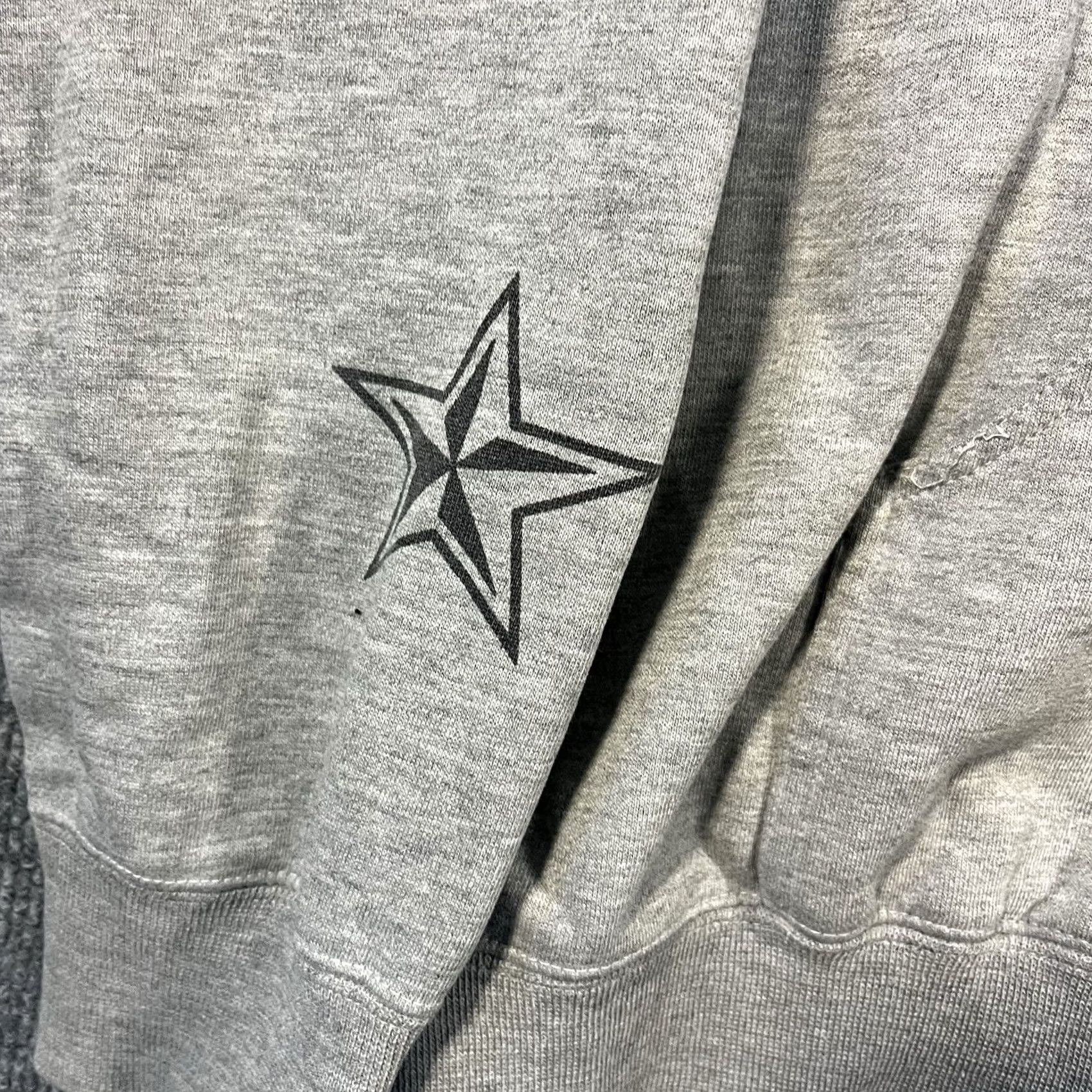 Hurley VINTAGE Hurley Hoodie Grunge Skate Surf Zip Full Zip Gray L Men Size US L / EU 52-54 / 3 - 3 Thumbnail
