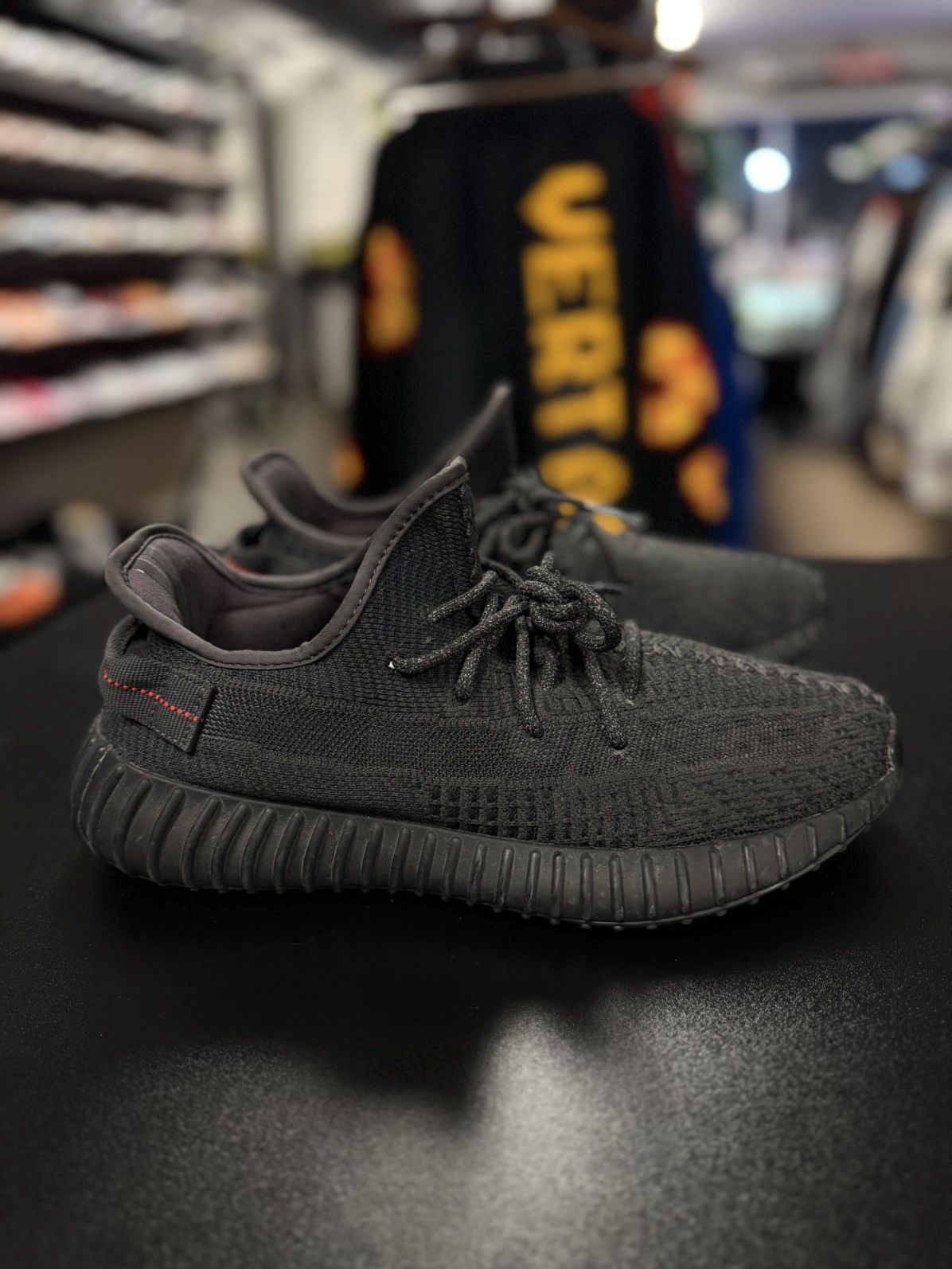 Adidas × Yeezy Yeezy 350 Static Non Reflective OG Black Size 9 Size US 9 / EU 42 - 1 Thumbnail
