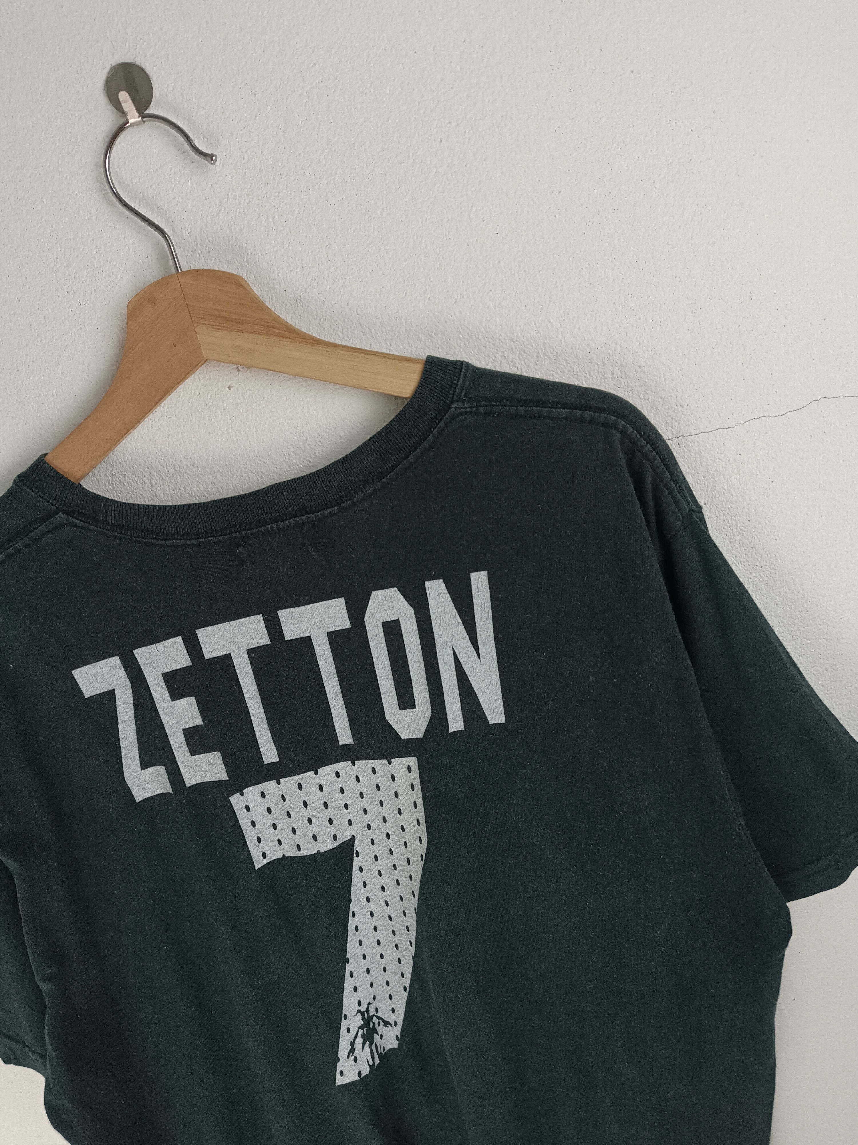Vintage THRASH FADED VINTAGE 2000s ZETTON EP.39 FAREWELL ULTRAMAN Size US L / EU 52-54 / 3 - 14 Thumbnail
