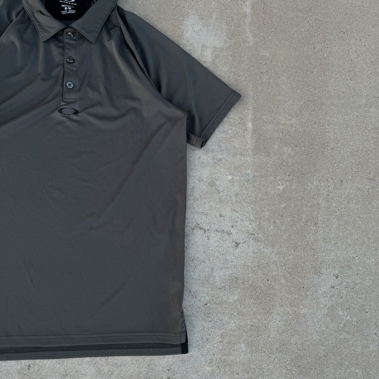 JNCO × Nike × Oakley Vintage Y2K Grey Oakley Center Graphic Polo Medium Size US M / EU 48-50 / 2 - 7 Thumbnail