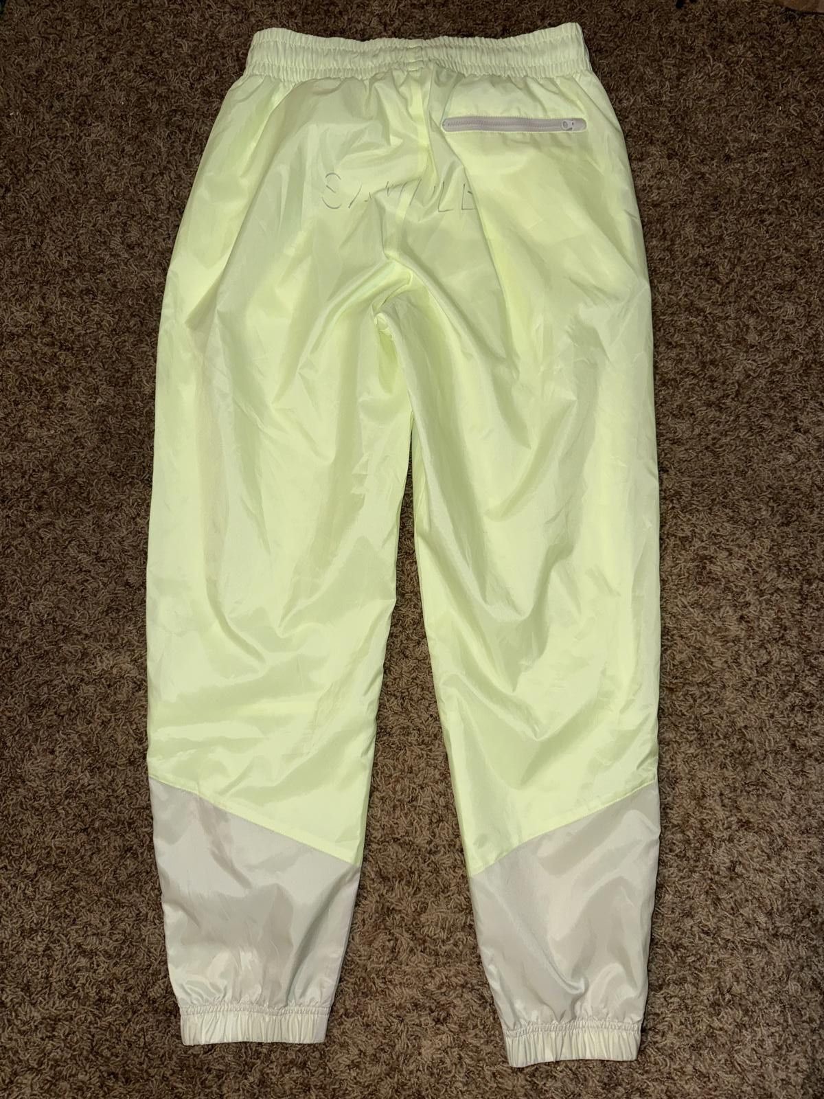 Nike Nike Windrunner Men's Woven Lined Volt Pants Sample Size US 32 / EU 48 - 7 Thumbnail