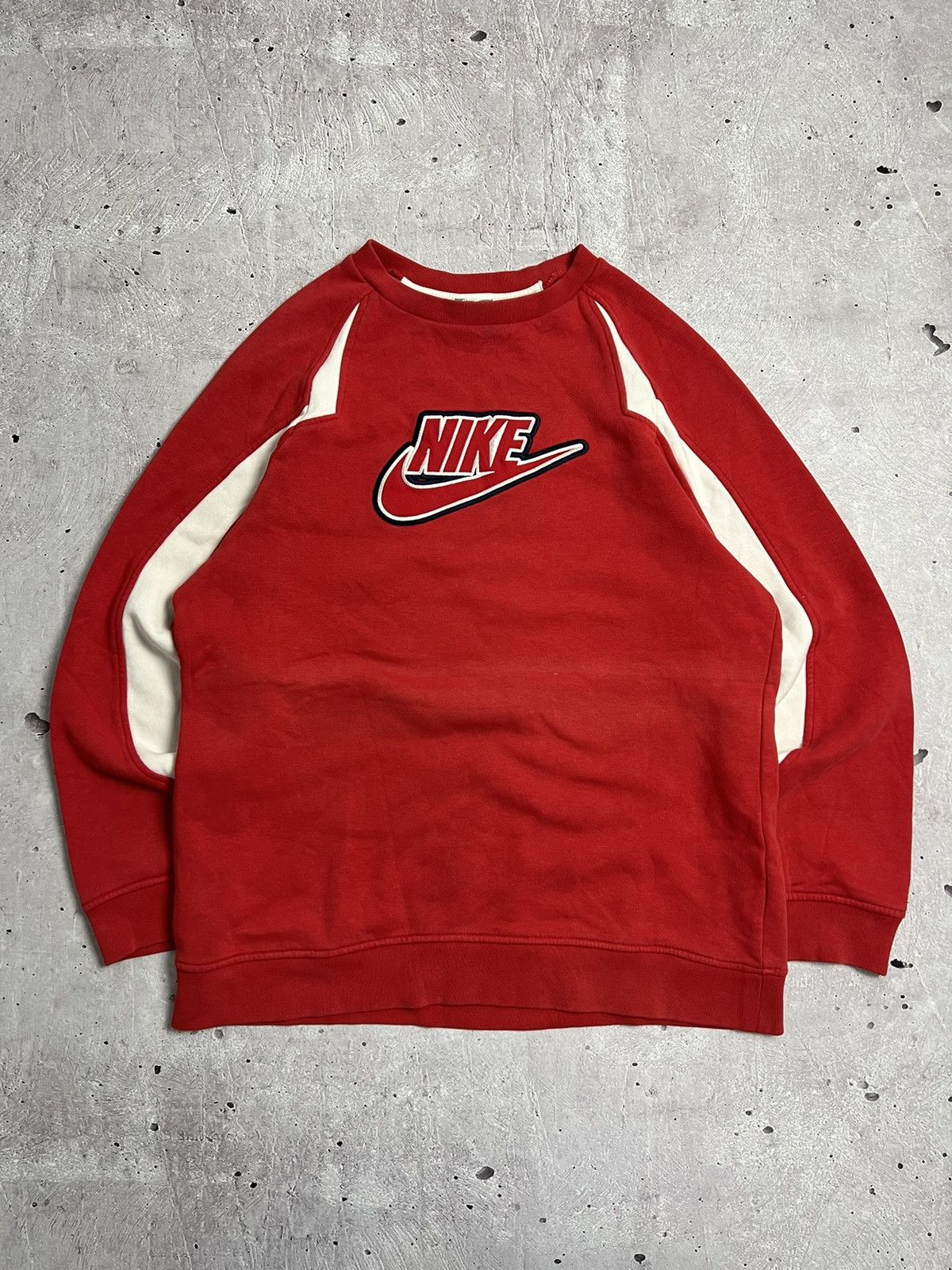 Nike Vintage Nike Big Logo Sweatshirt Size US S / EU 44-46 / 1 - 1 Thumbnail