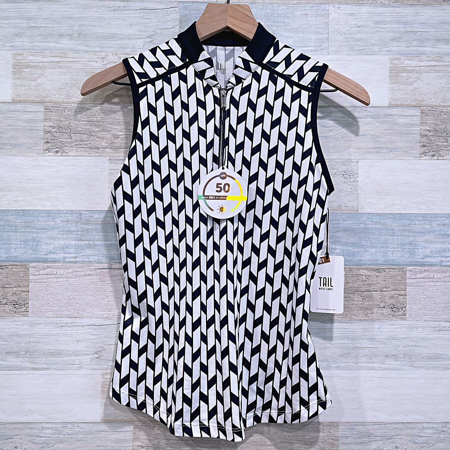 Other Tail White Label Darly Top Magnetic Geo Black White Golf XS Size XS / US 0-2 / IT 36-38 - 1 Thumbnail