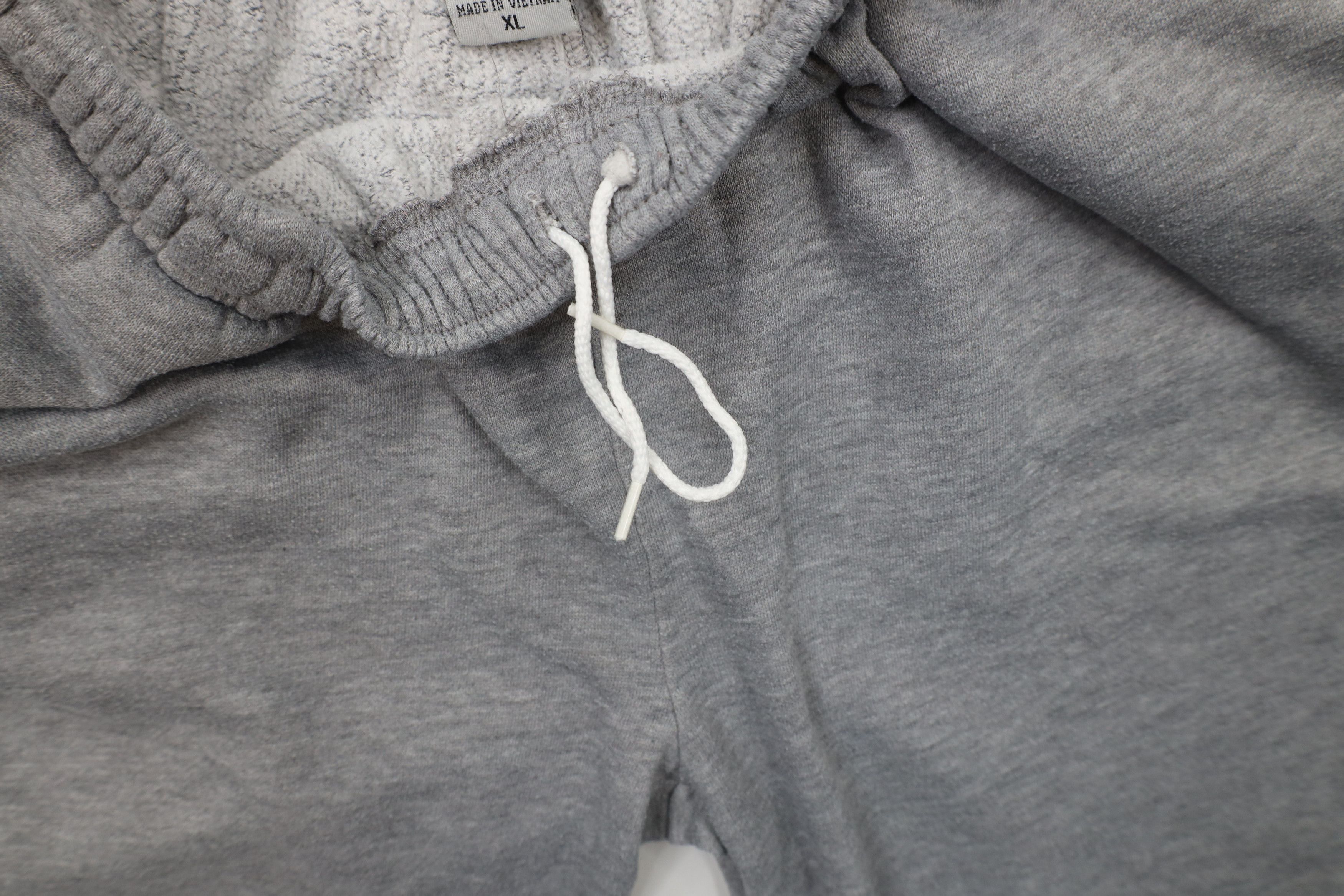 Vintage Vintage 90s Streetwear Above Knee Sweatpants Shorts Gray Size US 36 / EU 52 - 8 Thumbnail
