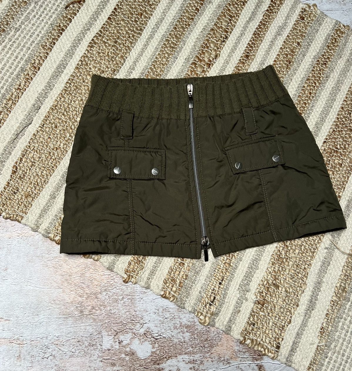 Vintage Freesoul vintage front zip puffer mini skirt Size 28" / US 6 / IT 42 - 2 Thumbnail