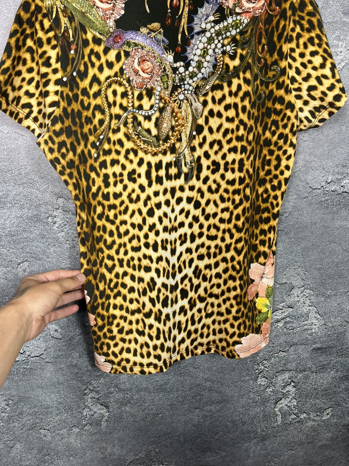 Just Cavalli Vintage Just Cavalli Leopand/Floral Print T-shirt Tee Size S / US 4 / IT 40 - 13 Thumbnail