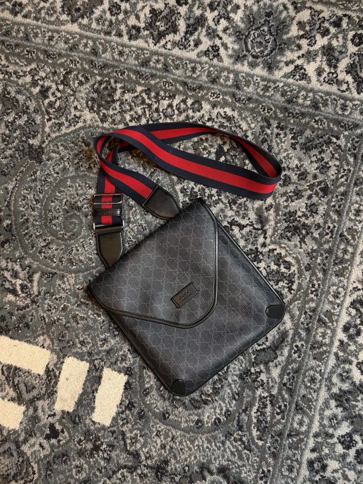 Gucci Gucci Black Monogram Side Bag Size ONE SIZE - 1 Thumbnail