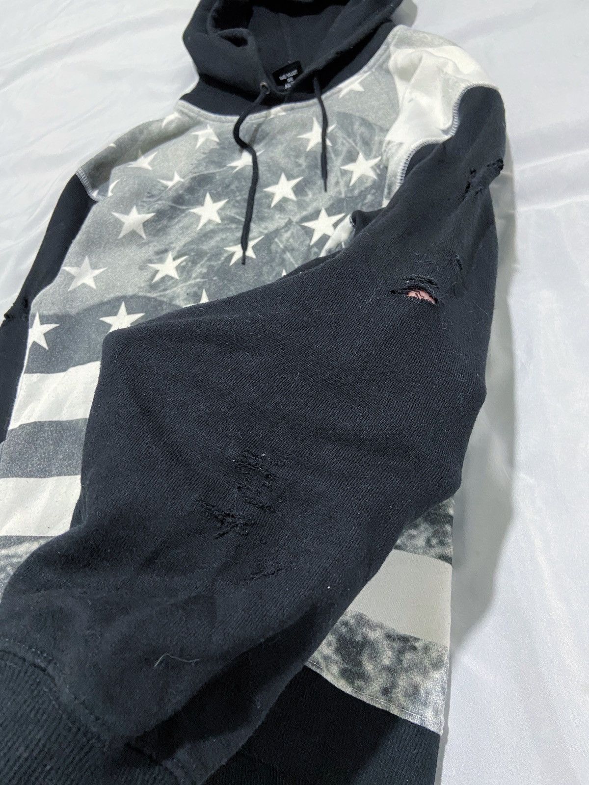 Japanese Brand B ONE SOUL DISTRESSED HOODIE AMERICAN FLAG Size US L / EU 52-54 / 3 - 3 Thumbnail