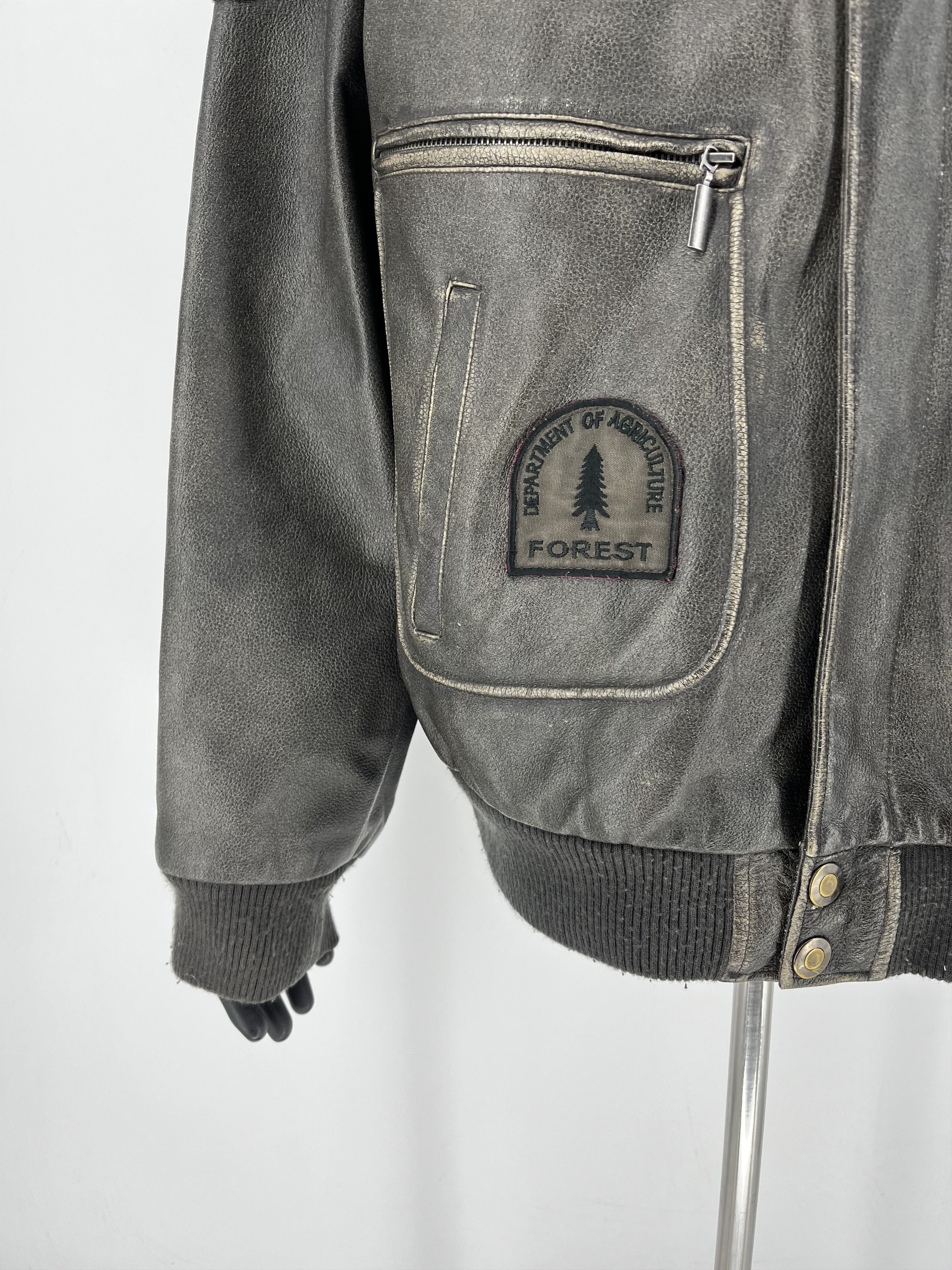 Leather Explorer Vtg Leather Bomber Jacket – Distressed Patina 90s Size US XXL / EU 58 / 5 - 10 Thumbnail