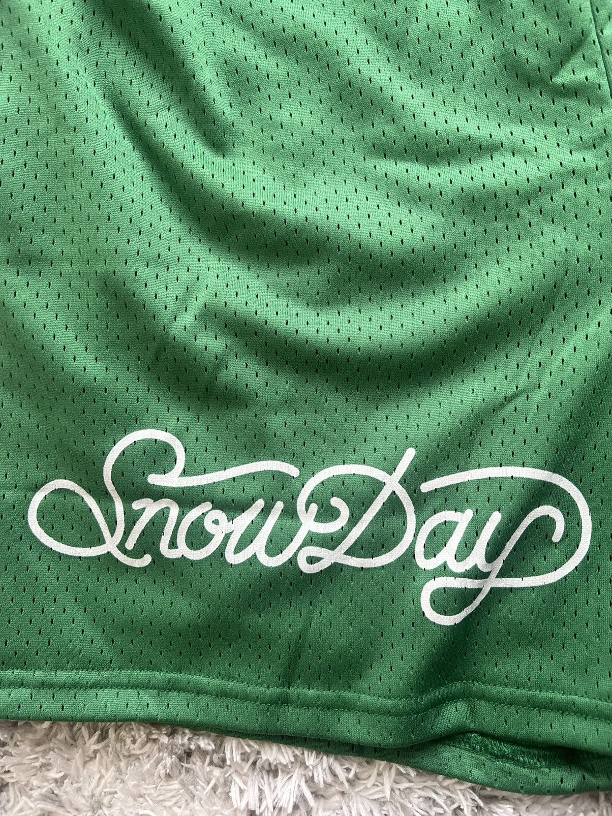 Snowday Snow day green basketball shorts Size US 32 / EU 48 - 3 Thumbnail