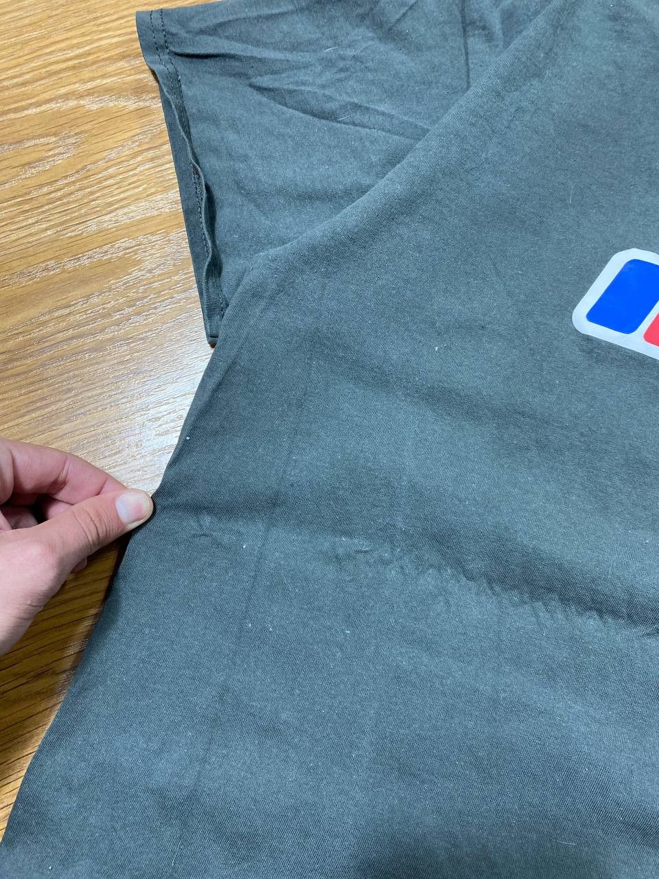 Berghaus Vintage Berghaus T-shirts Logo 90s Y2K USA Size US XL / EU 56 / 4 - 3 Thumbnail