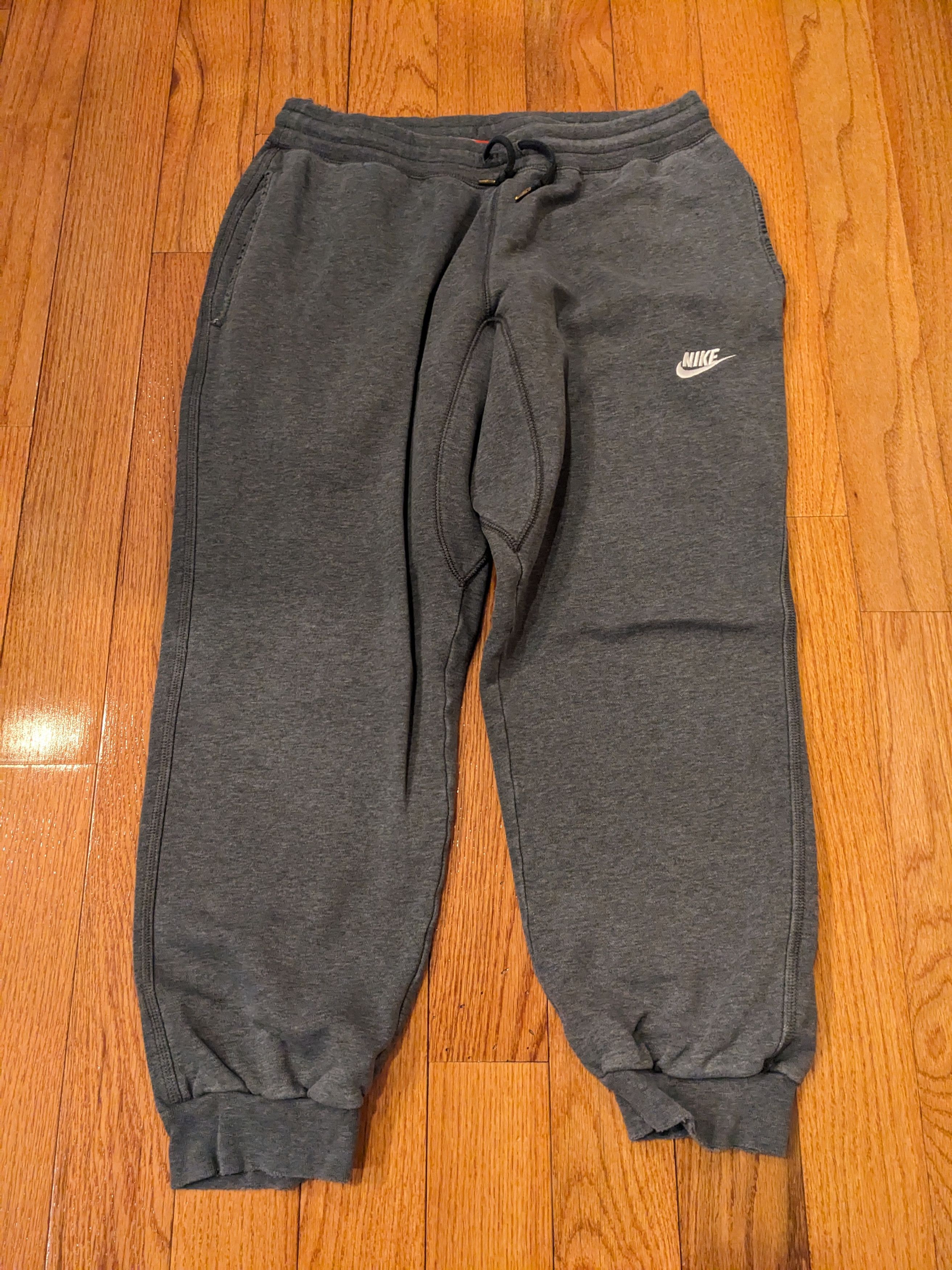 Nike × Vintage Vintage 2010’s Nike Gray Medium Sweatpants Size US 34 / EU 50 - 1 Thumbnail