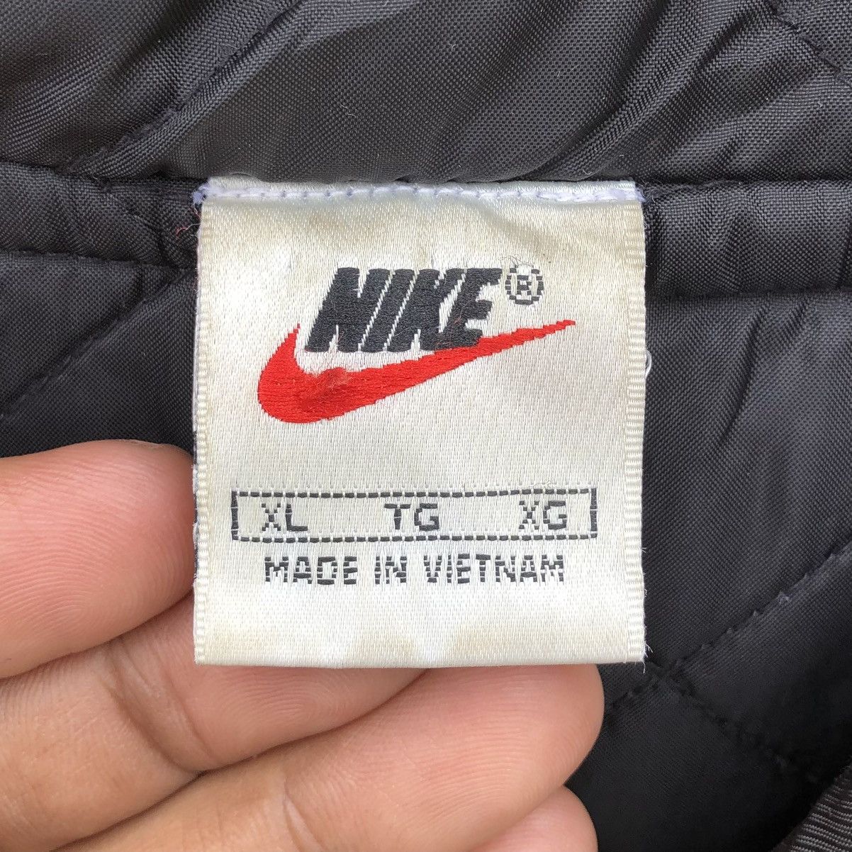 Nike Vintage NIKE NOMO Big Logo Lined Quilted Hoodie Coach Jacket Size US XL / EU 56 / 4 - 16 Thumbnail