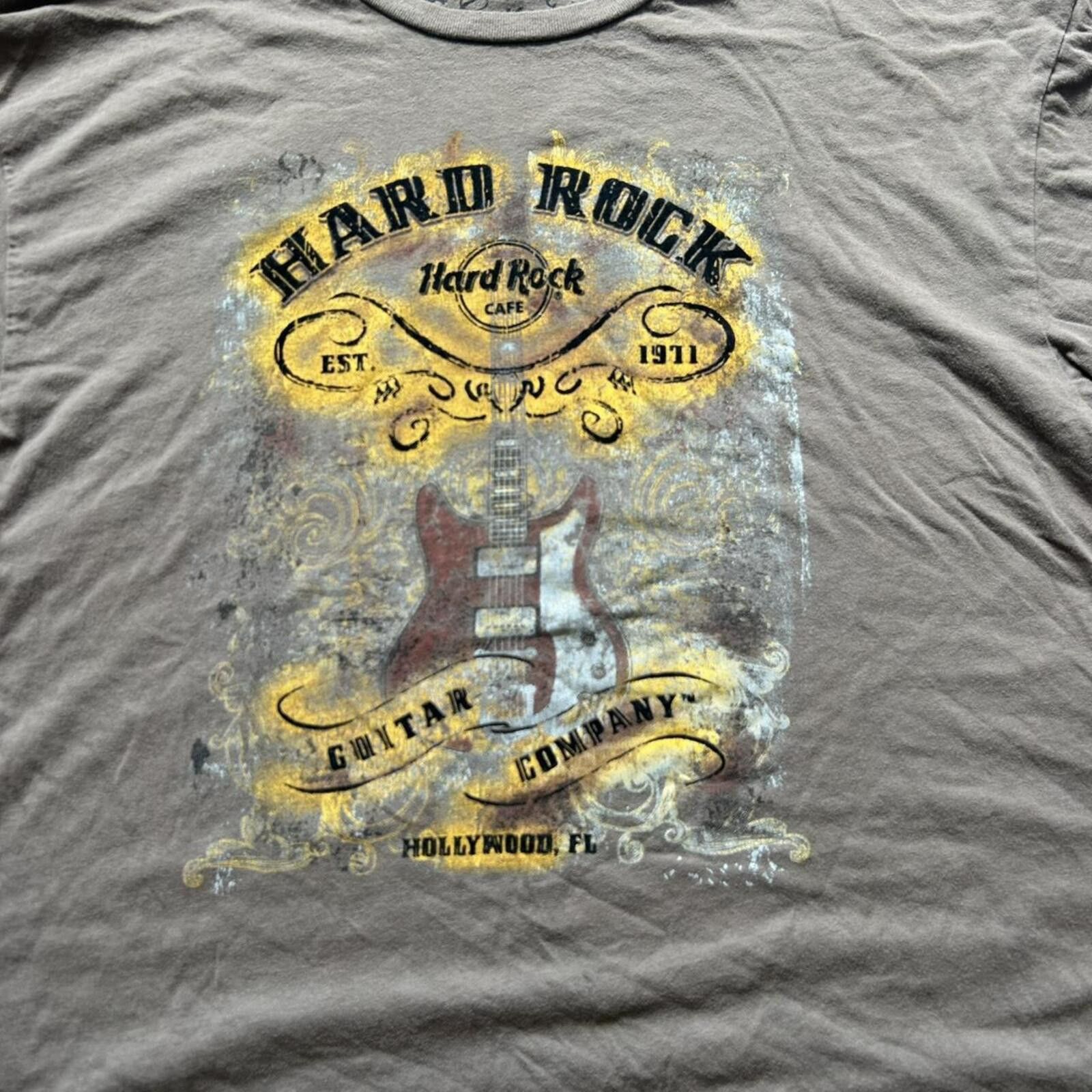 Hard Rock Cafe Vintage Brown y2k Hard Rock Graphic T shirt size L Size US L / EU 52-54 / 3 - 2 Thumbnail