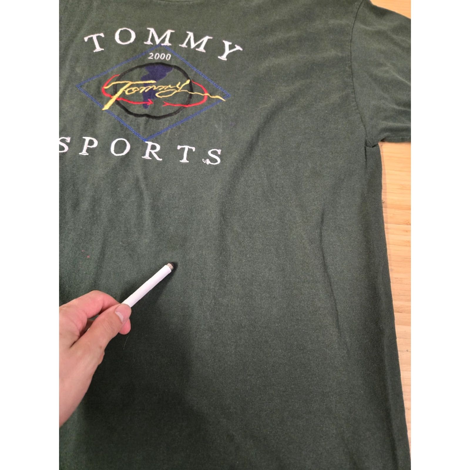 Tommy Hilfiger VINTAGE Tommy Hilfiger Shirt Mens XL Green Sports 2000s Tommy 2000 Made USA Shirt Mens XL Green Tommy SPORTS 2000s Size US XL / EU 56 / 4 - 4 Thumbnail