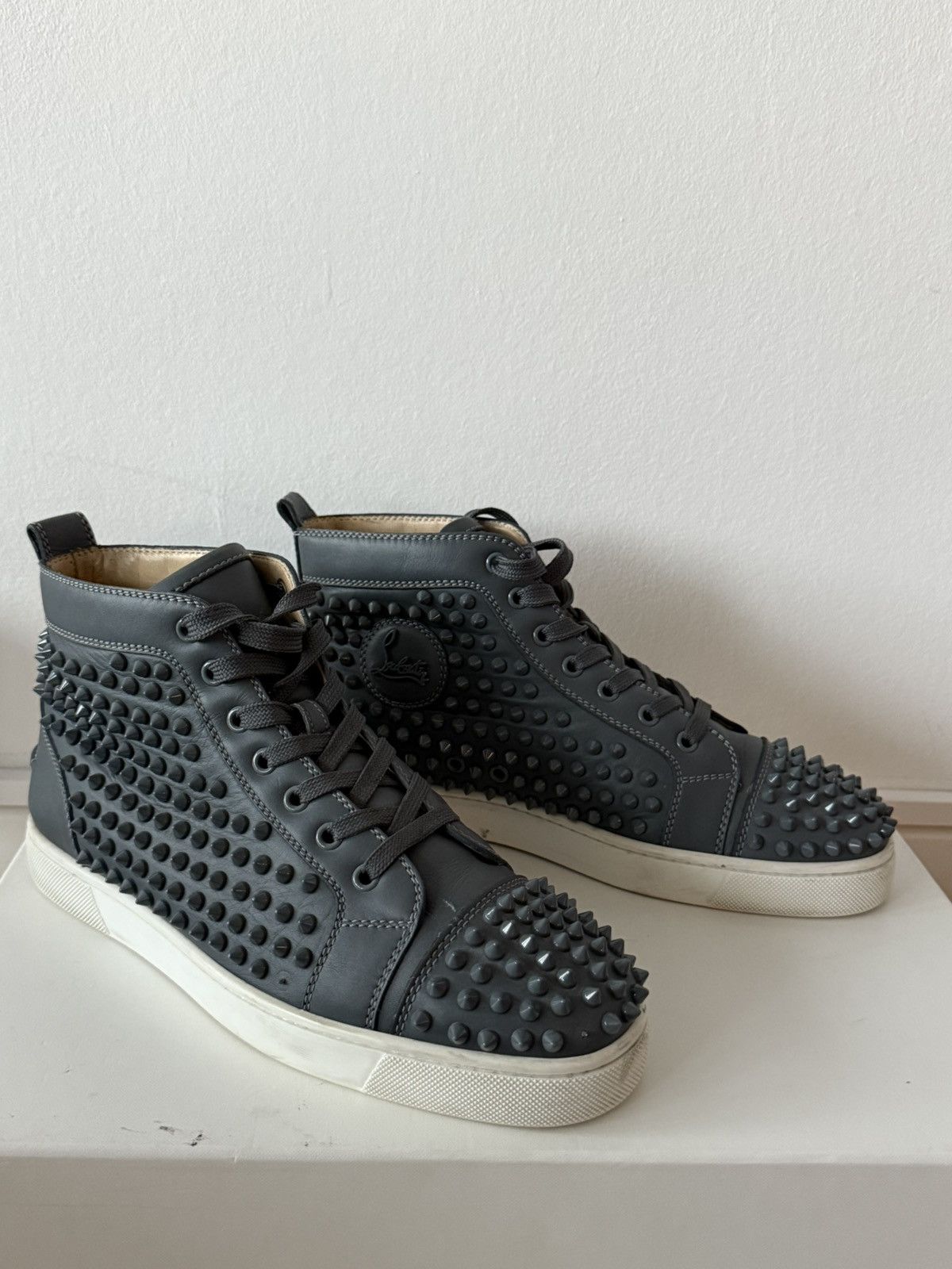 Christian Louboutin Christian Louboutin Grey Leather Louis Spikes High Top Size US 7.5 / EU 40-41 - 3 Thumbnail