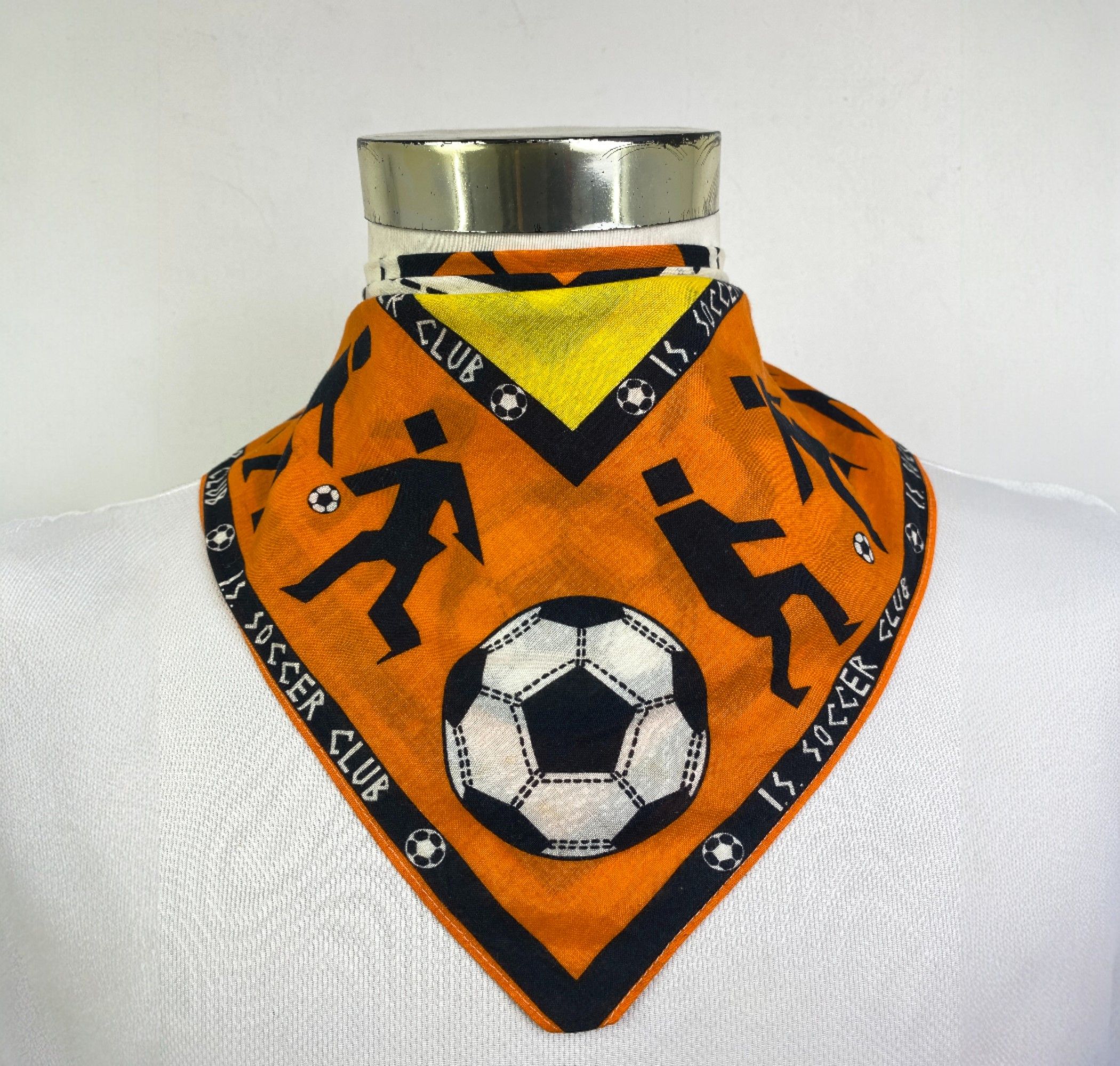 Issey Miyake Vintage Issey Miyake Handkerchief / Neckerchief HKC1020 Size ONE SIZE - 1 Thumbnail