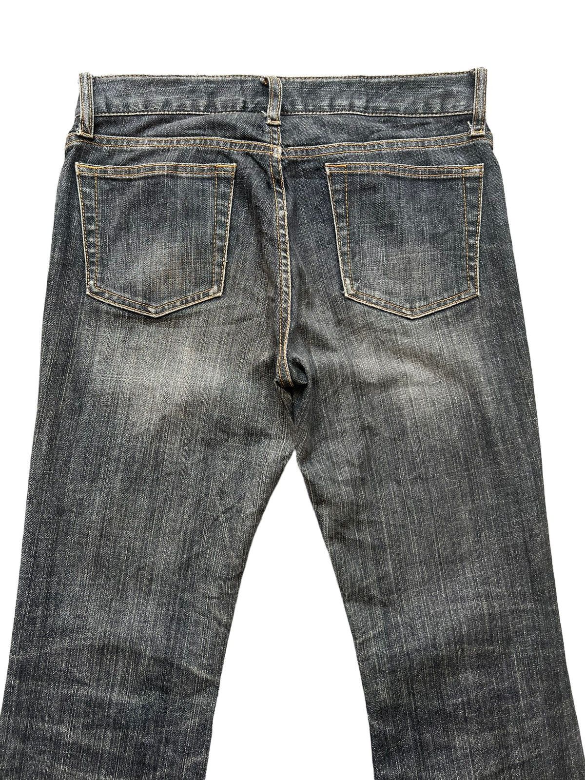 Uniqlo Uniqlo Black Low Rise Bootcut Flare Denim Jeans 30x29 Size 30" / US 8 / IT 44 - 5 Thumbnail