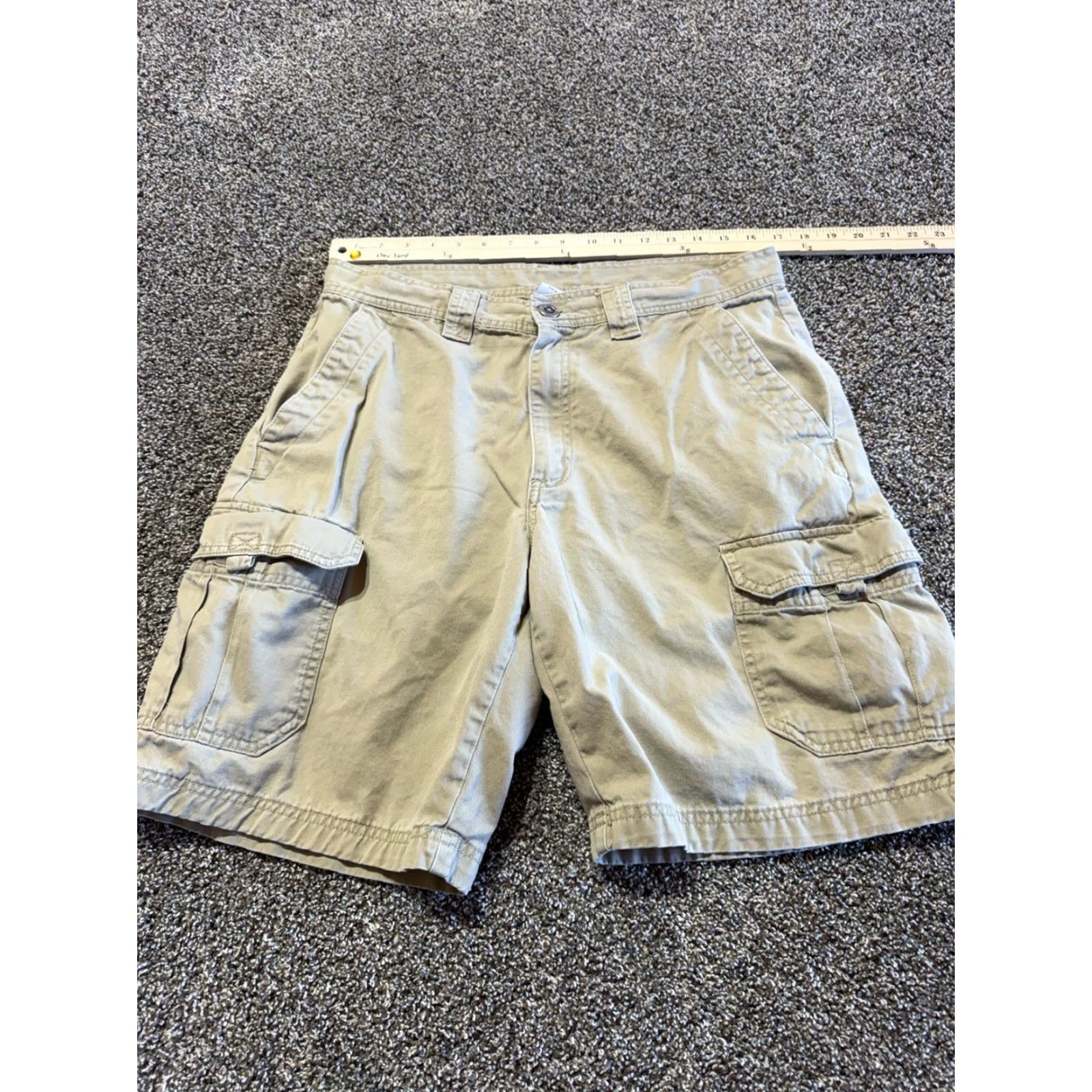 Vintage Columbia Cargo Shorts Mens 34 Tan Beige Cotton 9" Inseam Flat Front Pockets Regular 34X9 Size US 34 / EU 50 - 5 Thumbnail