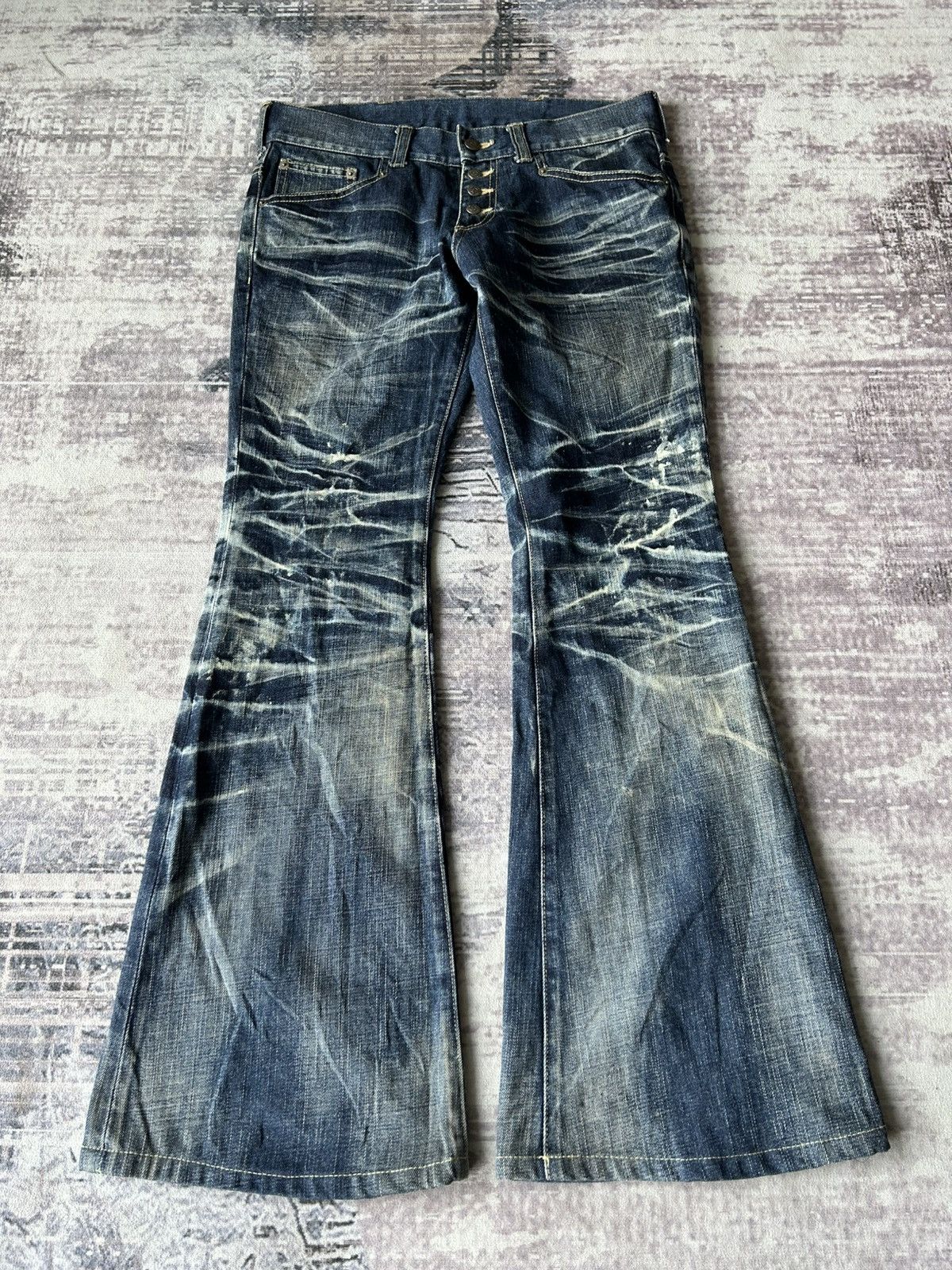 Tornado Mart SUPER FLARED Tornado Mart Washed Jeans Size US 32 / EU 48 - 1 Thumbnail