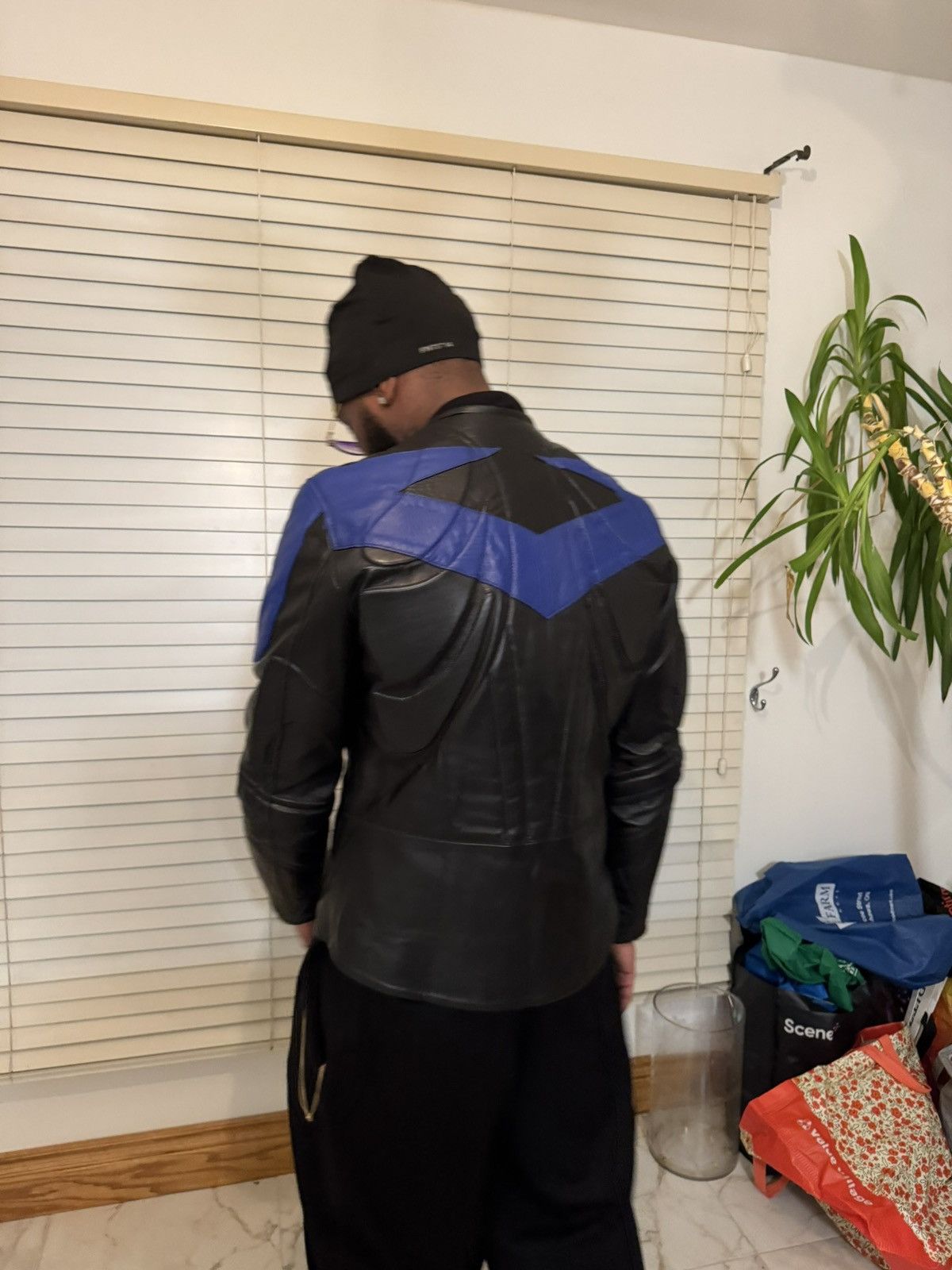 Genuine Leather Vintage Night-wing Batman Black Leather Motorcycle Jacket Size US L / EU 52-54 / 3 - 16 Thumbnail